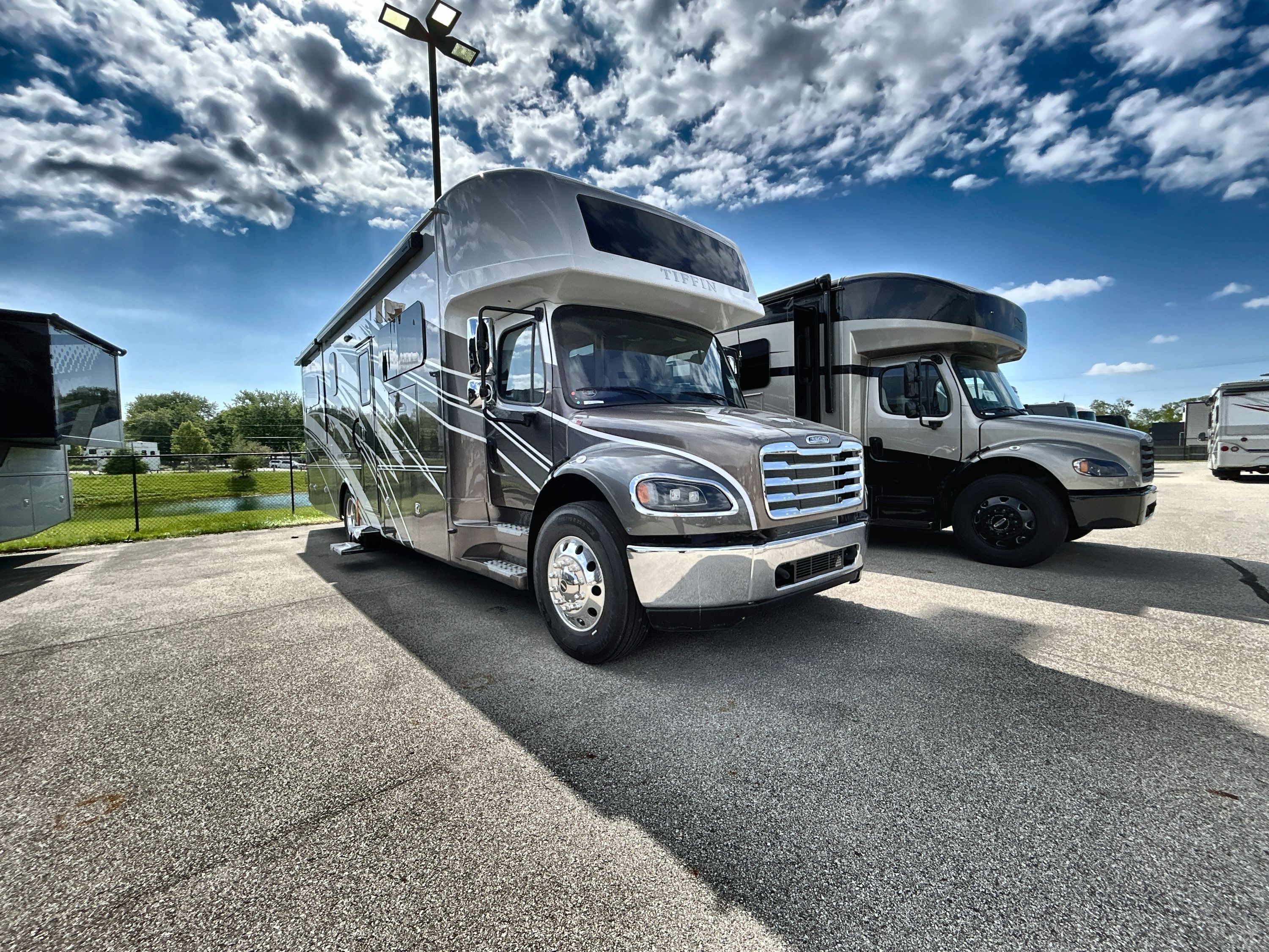 2026 Tiffin ALLEGRO BAY 34DB in greenfield IN