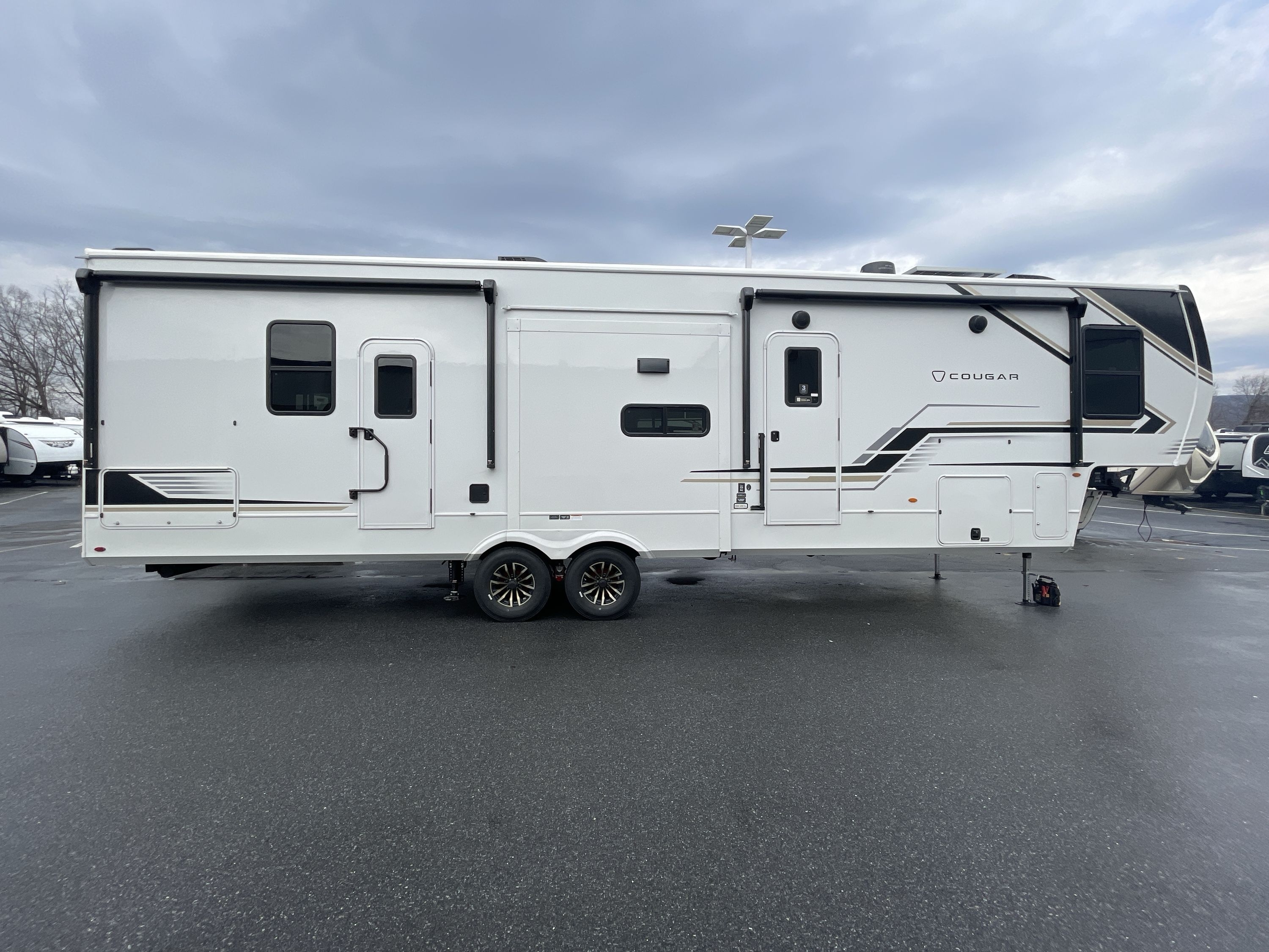 2026 Keystone COUGAR 364BHL in hamburg PA