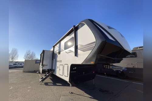 2026 Grand Design MOMENTUM M CLASS 414M in hillsboro OR