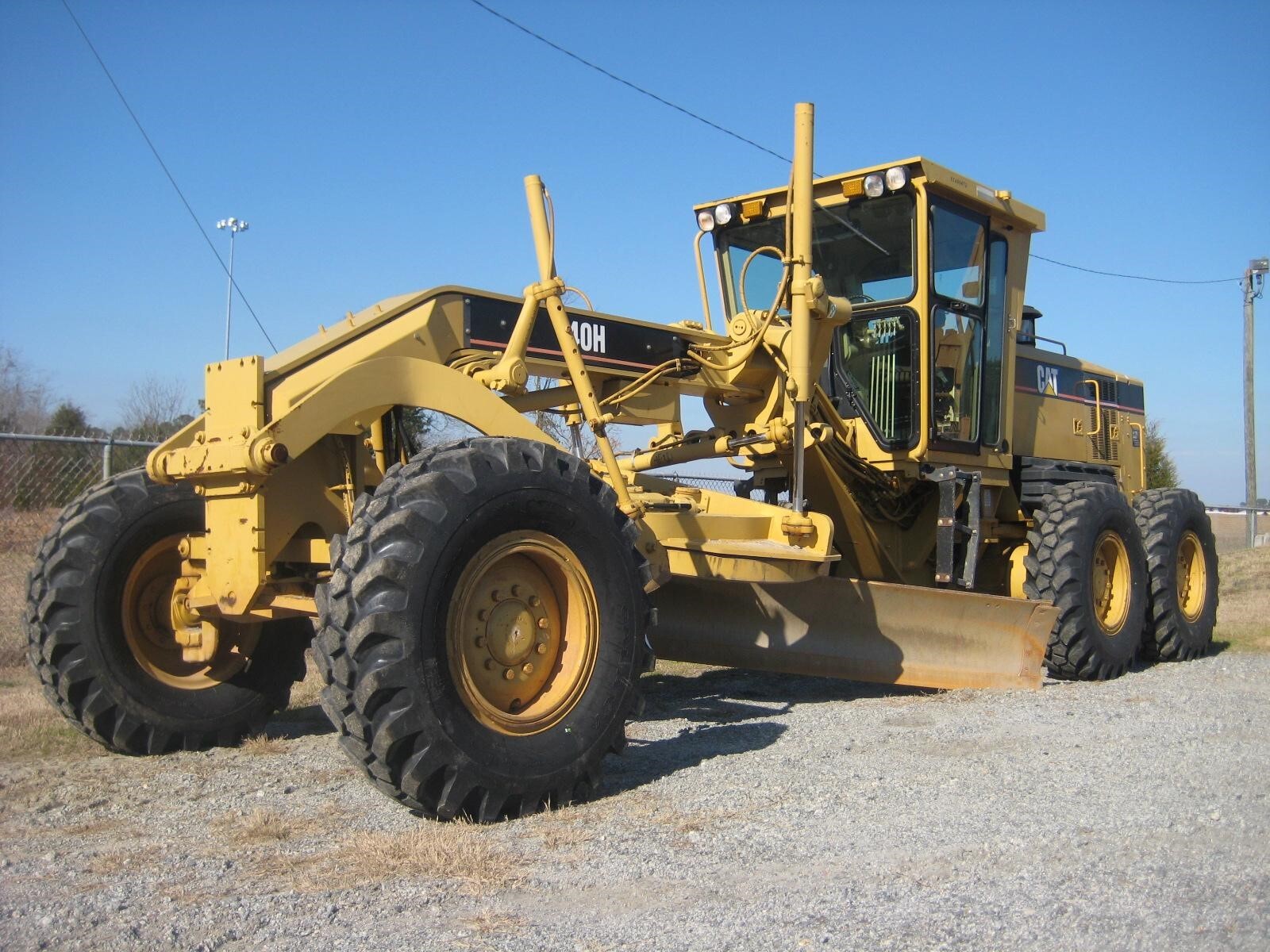 2004 CATERPILLAR 140H in Thomson, GA