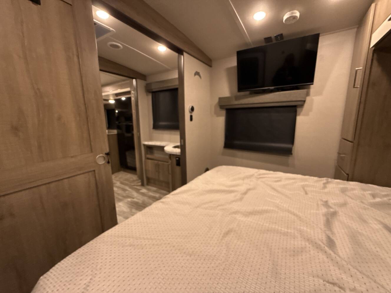 A photo of this 2022 Grand Design IMAGINE 2500RL
