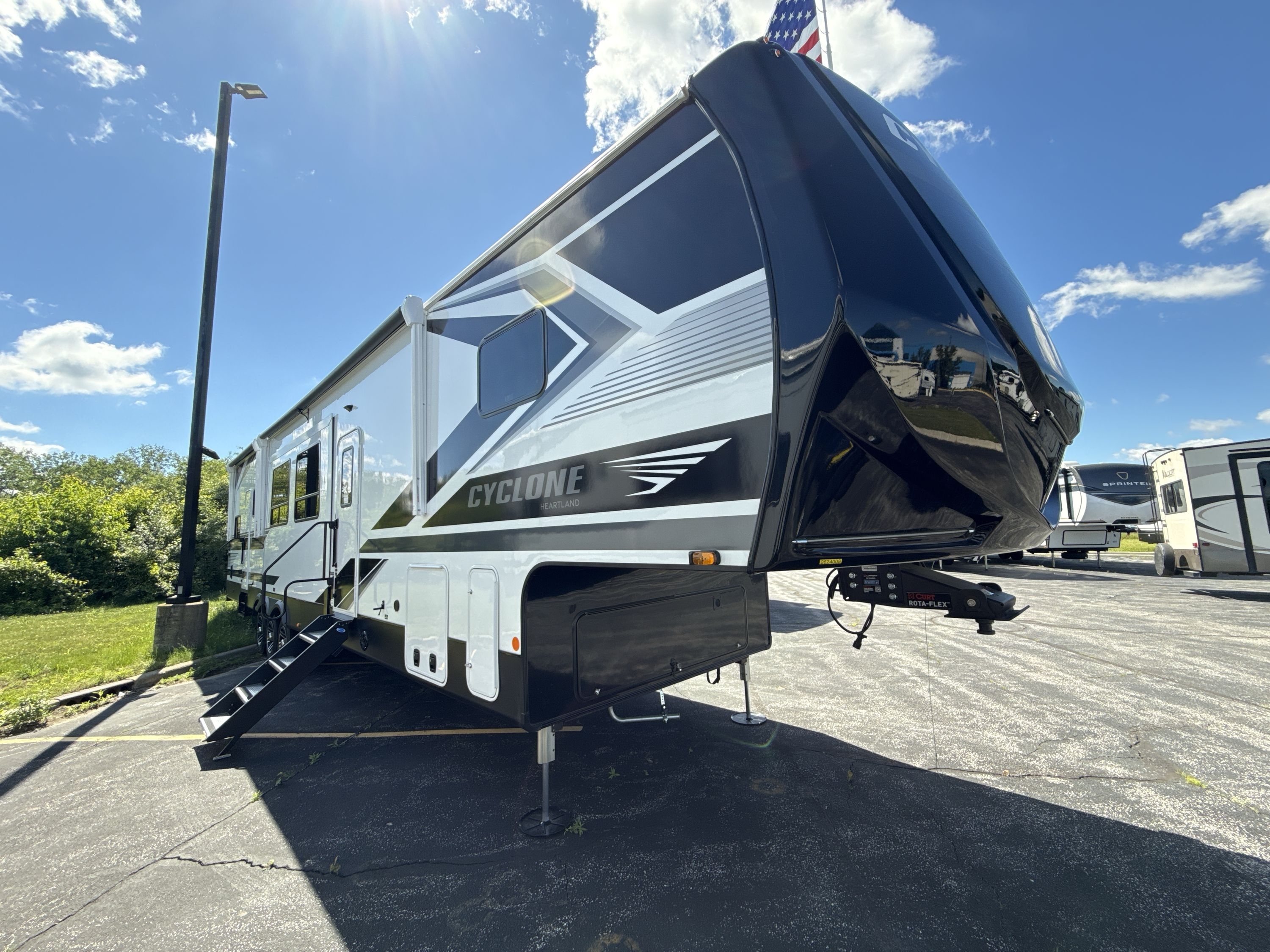 2026 Heartland CYCLONE 3914 in birch run MI