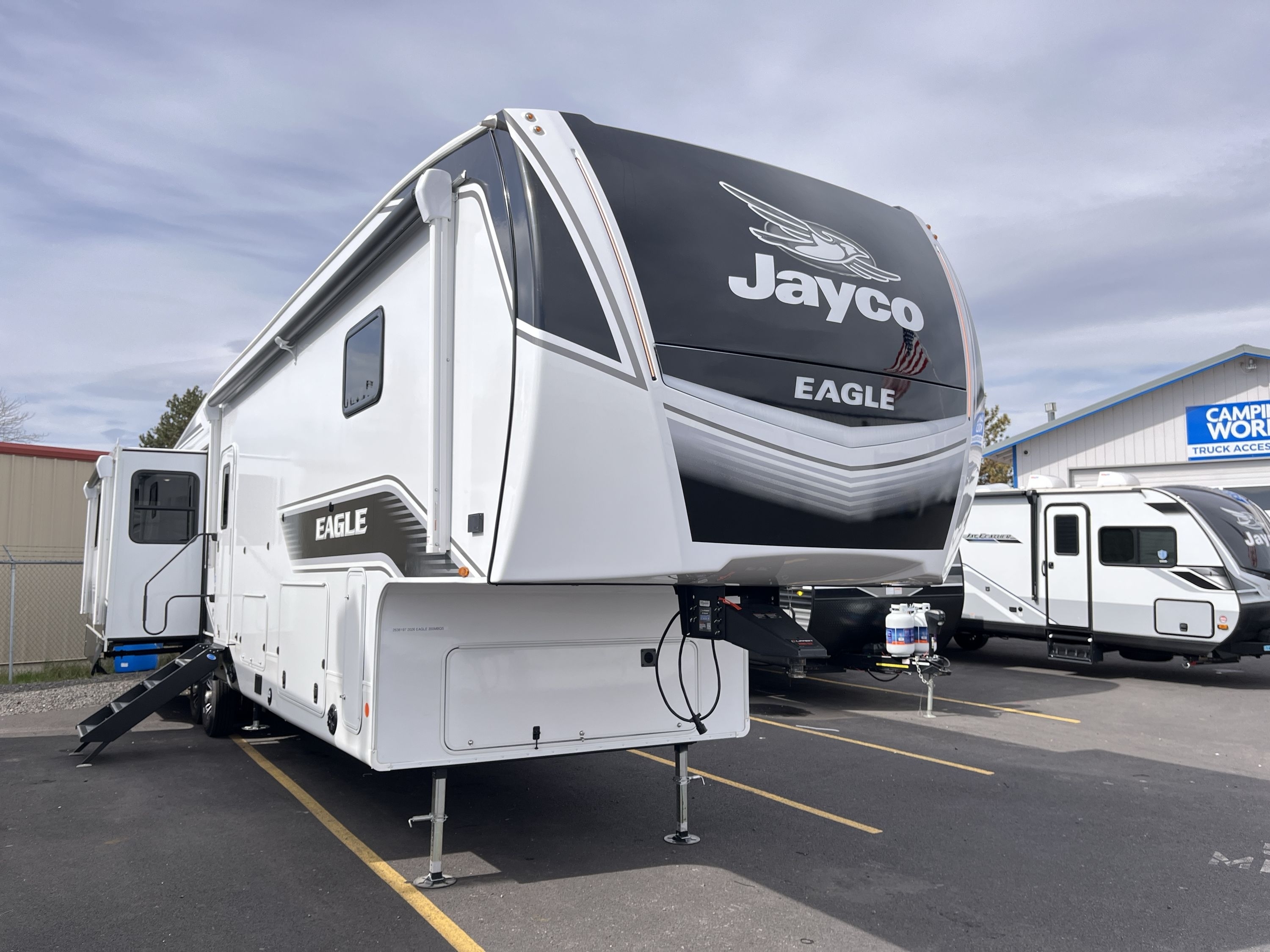 2026 Jayco EAGLE 355MBQS in wood village OR