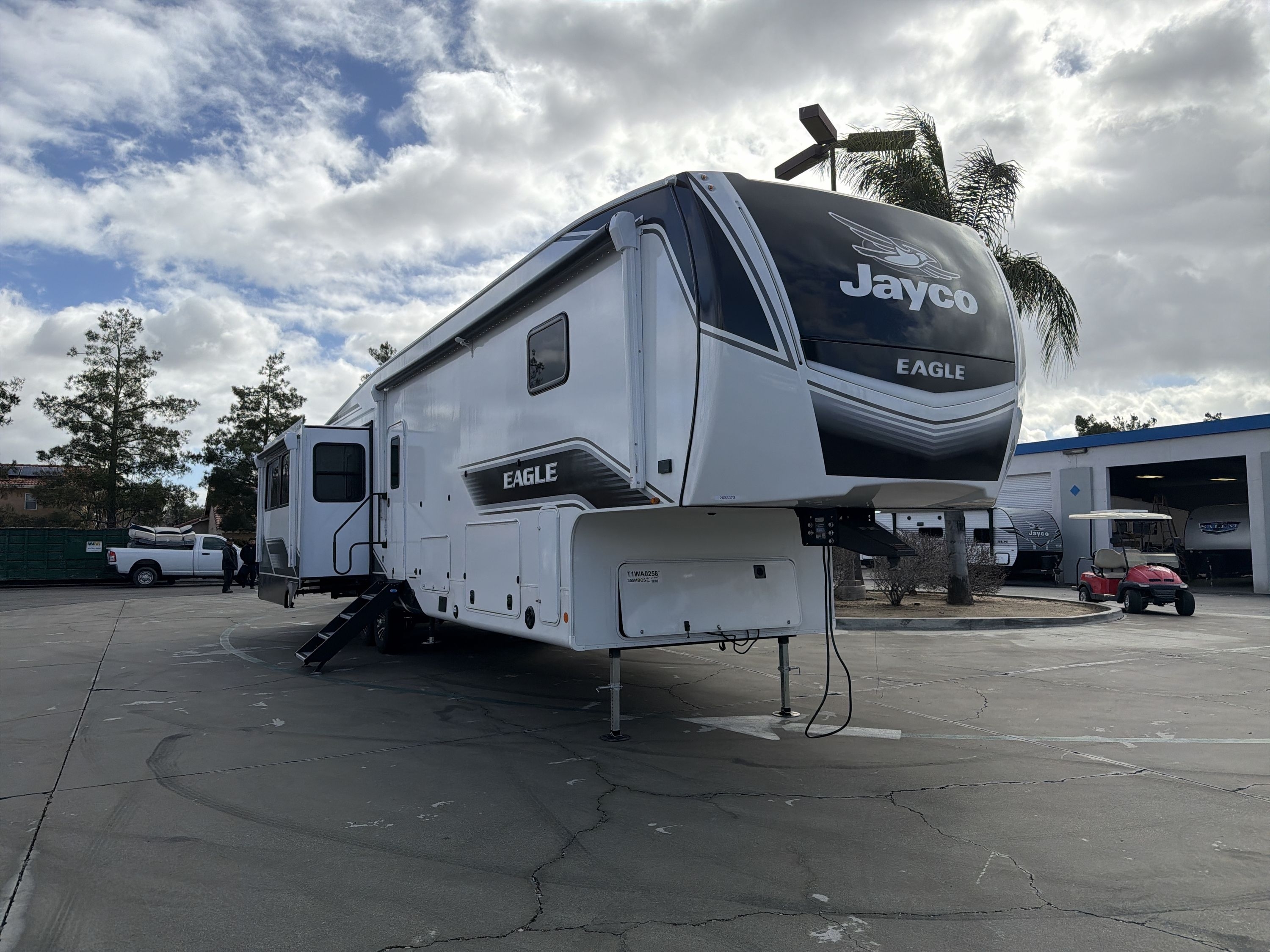 2026 Jayco EAGLE 355MBQS in menifee CA
