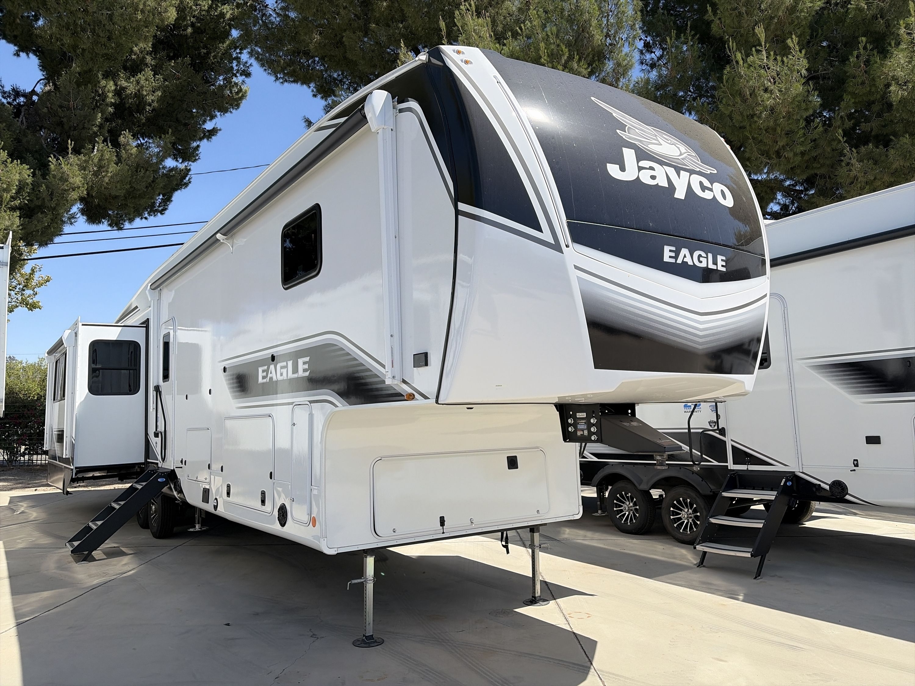 2026 Jayco EAGLE 355MBQS in riverside CA