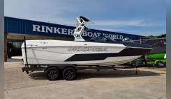 2026 Moomba Tykon Ski and Wakeboard Boat boat