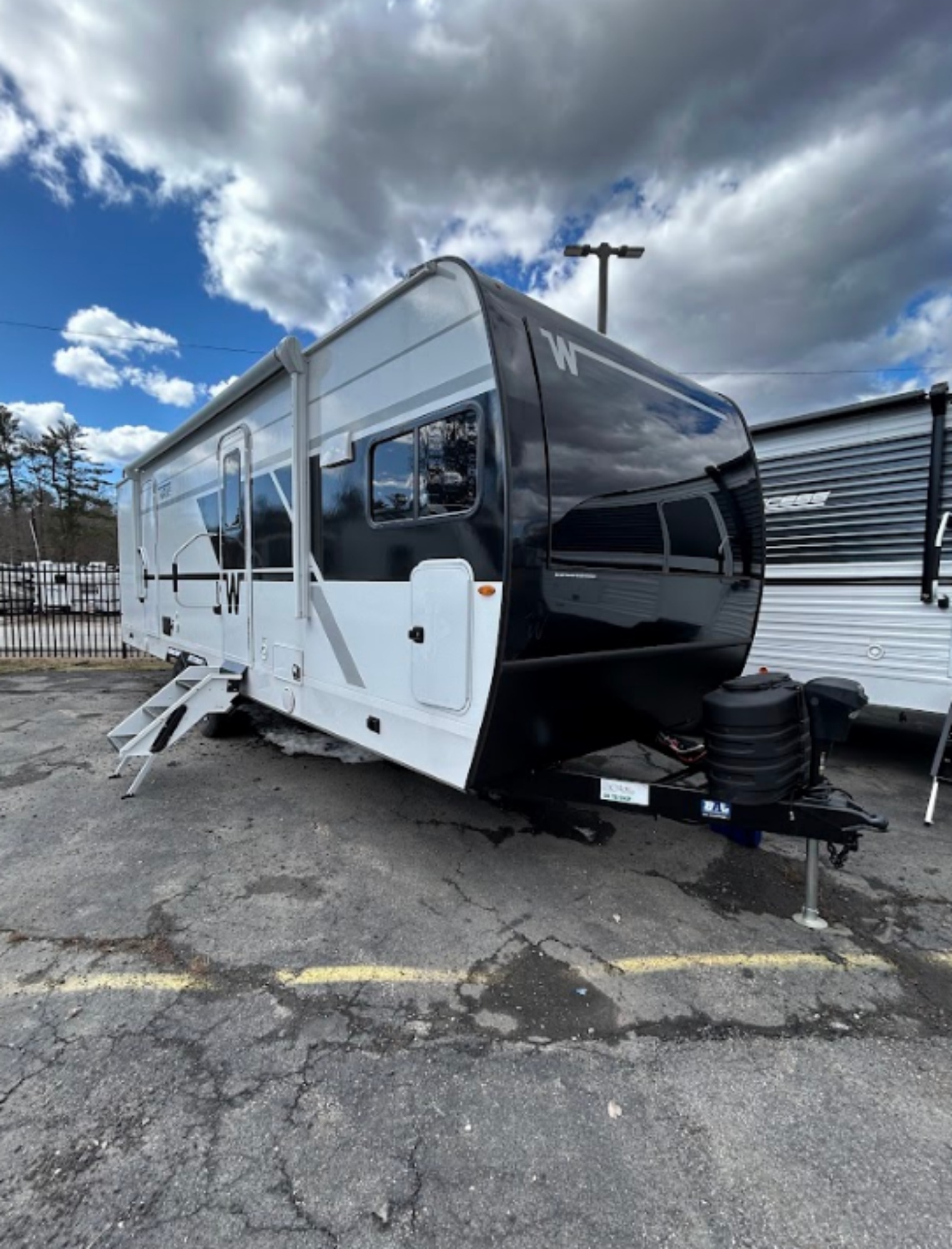 2026 Winnebago THRIVE 26FKD in berkley MA