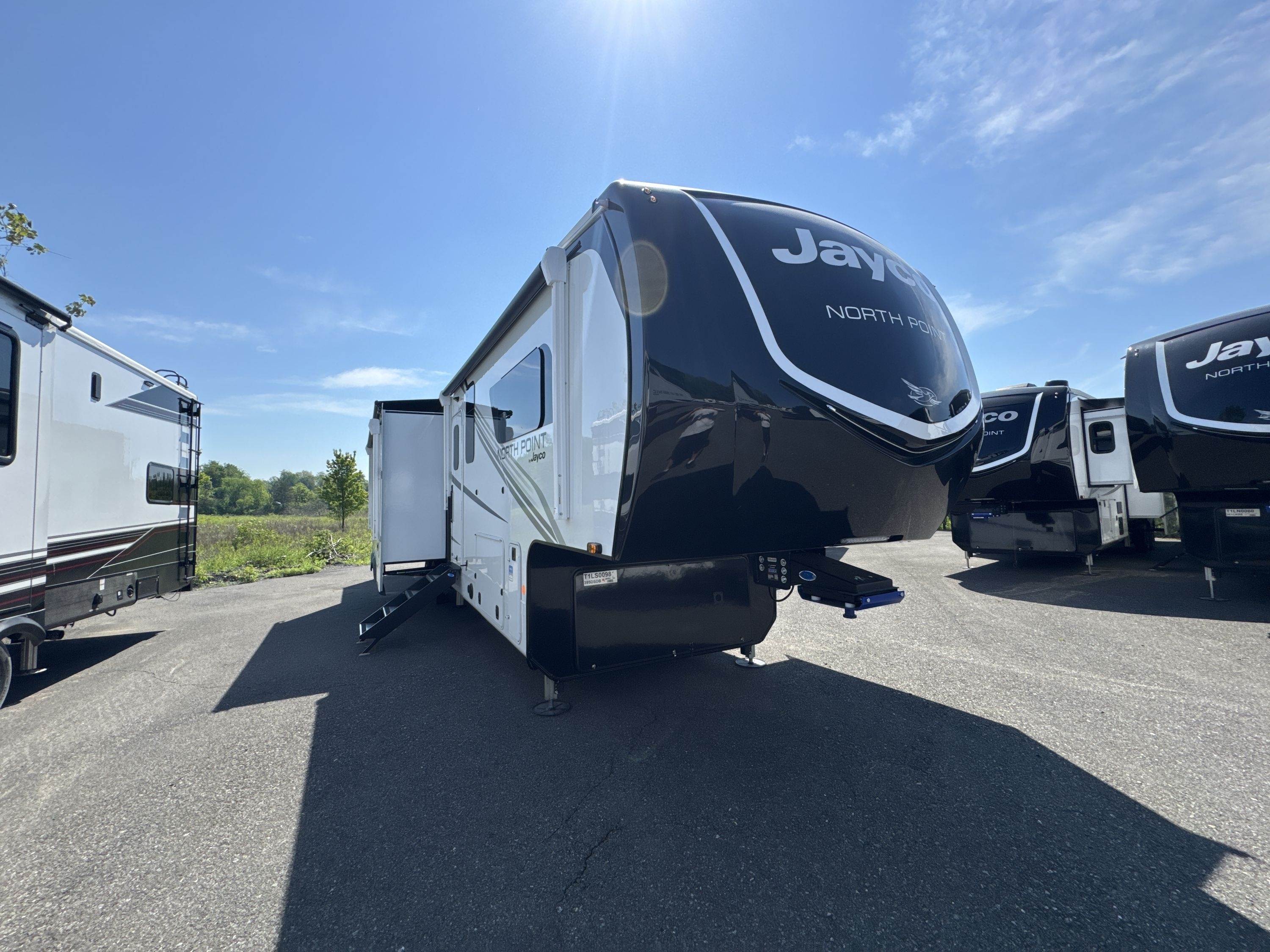 2026 Jayco NORTH POINT 395DSDB in kingston NY