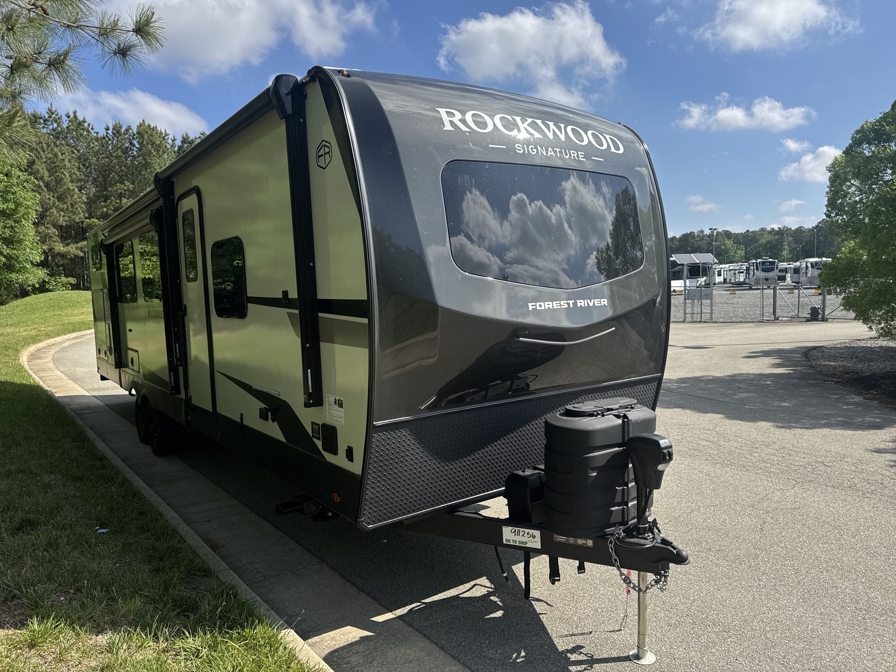 2026 Forest River ROCKWOOD SIGNATURE 8336BH in ashland VA