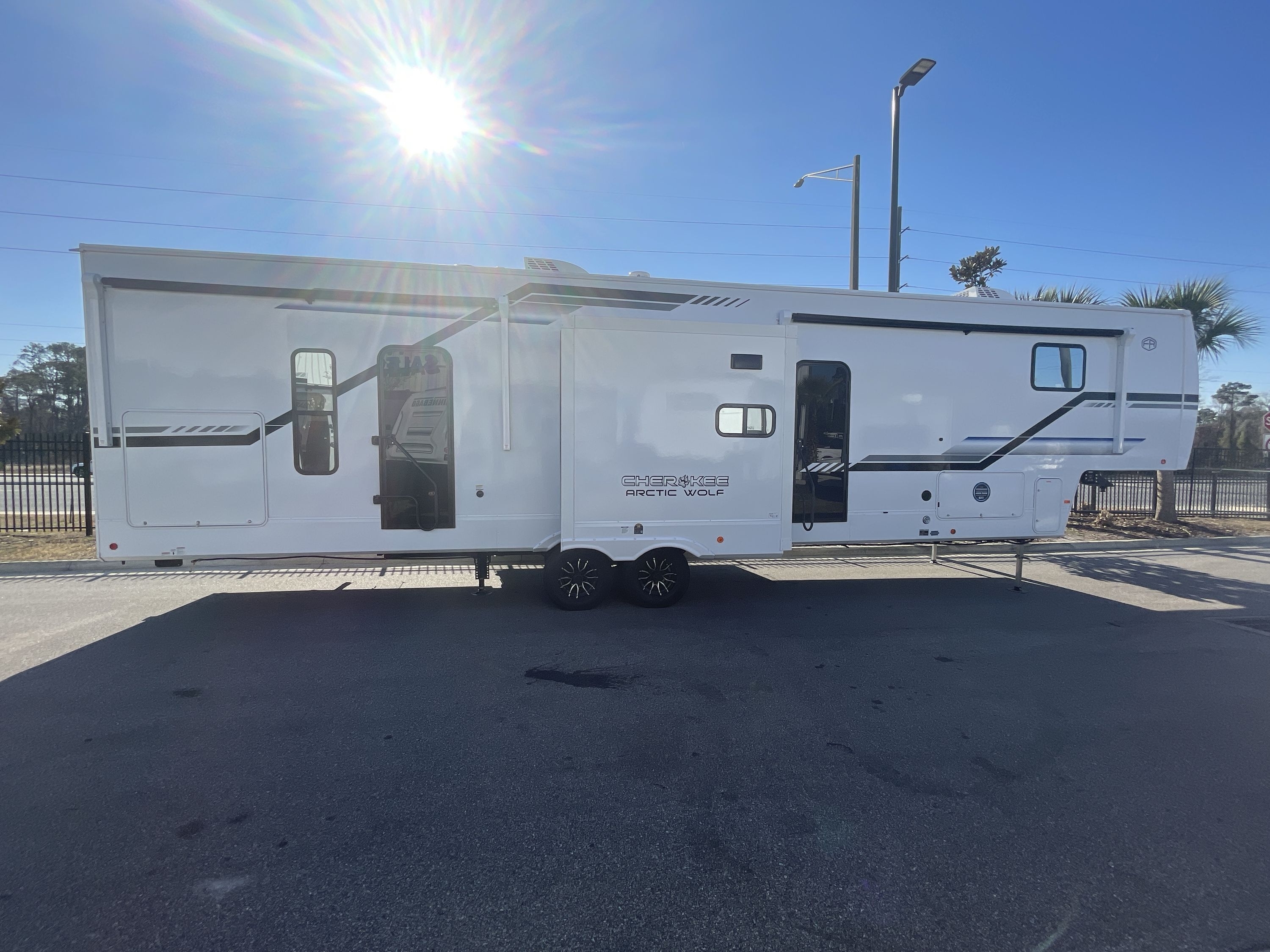 2026 Forest River ARCTIC WOLF 3750 SUITE in st. augustine FL