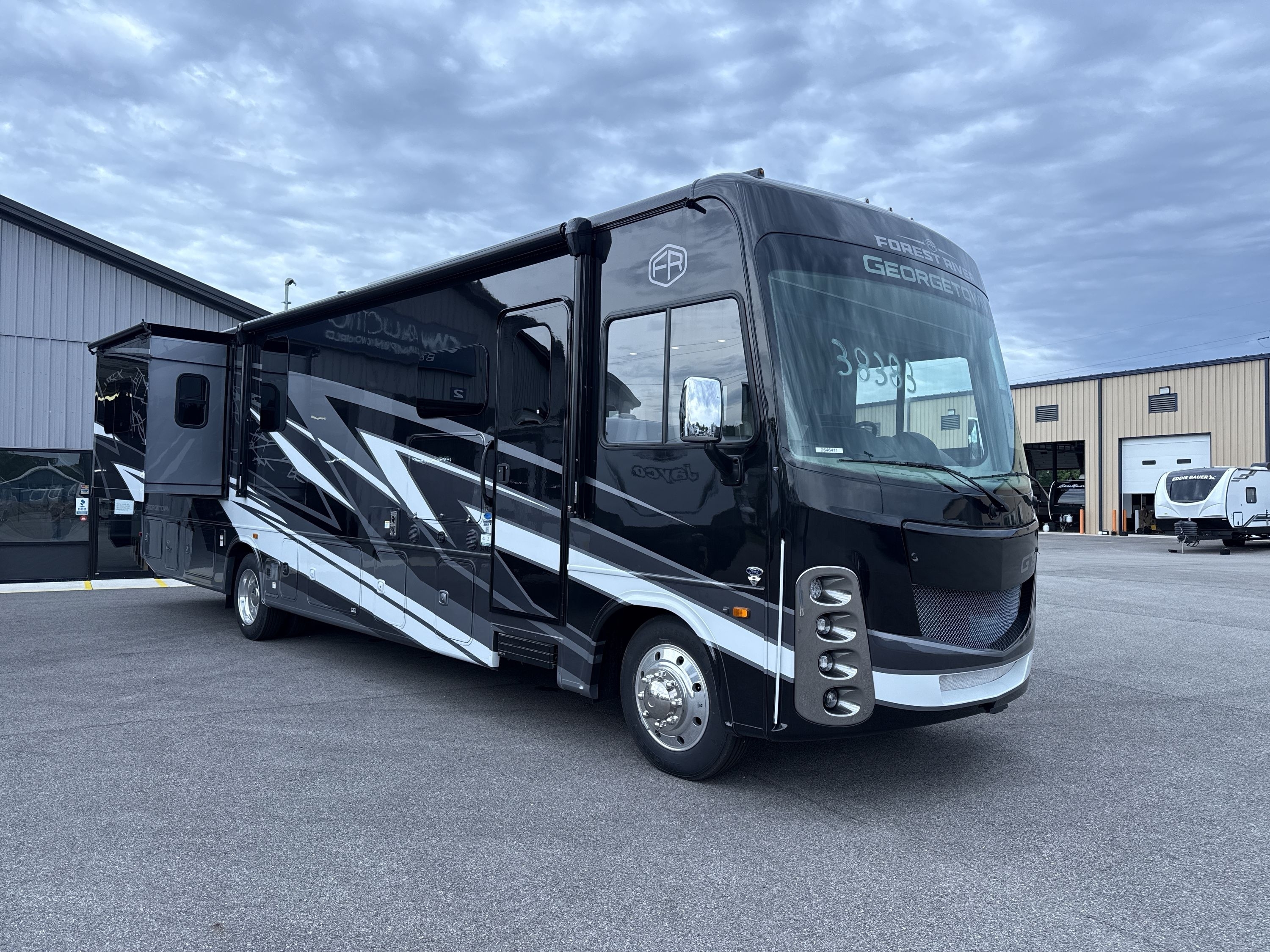 2027 Forest River GEORGETOWN 5 SERIES 34M 34M5 in elkhart IN