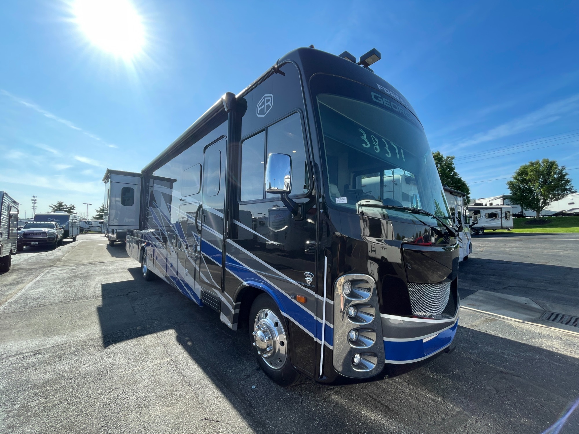 2026 Forest River GEORGETOWN 5 SERIES 34M 34M5 in greenwood IN