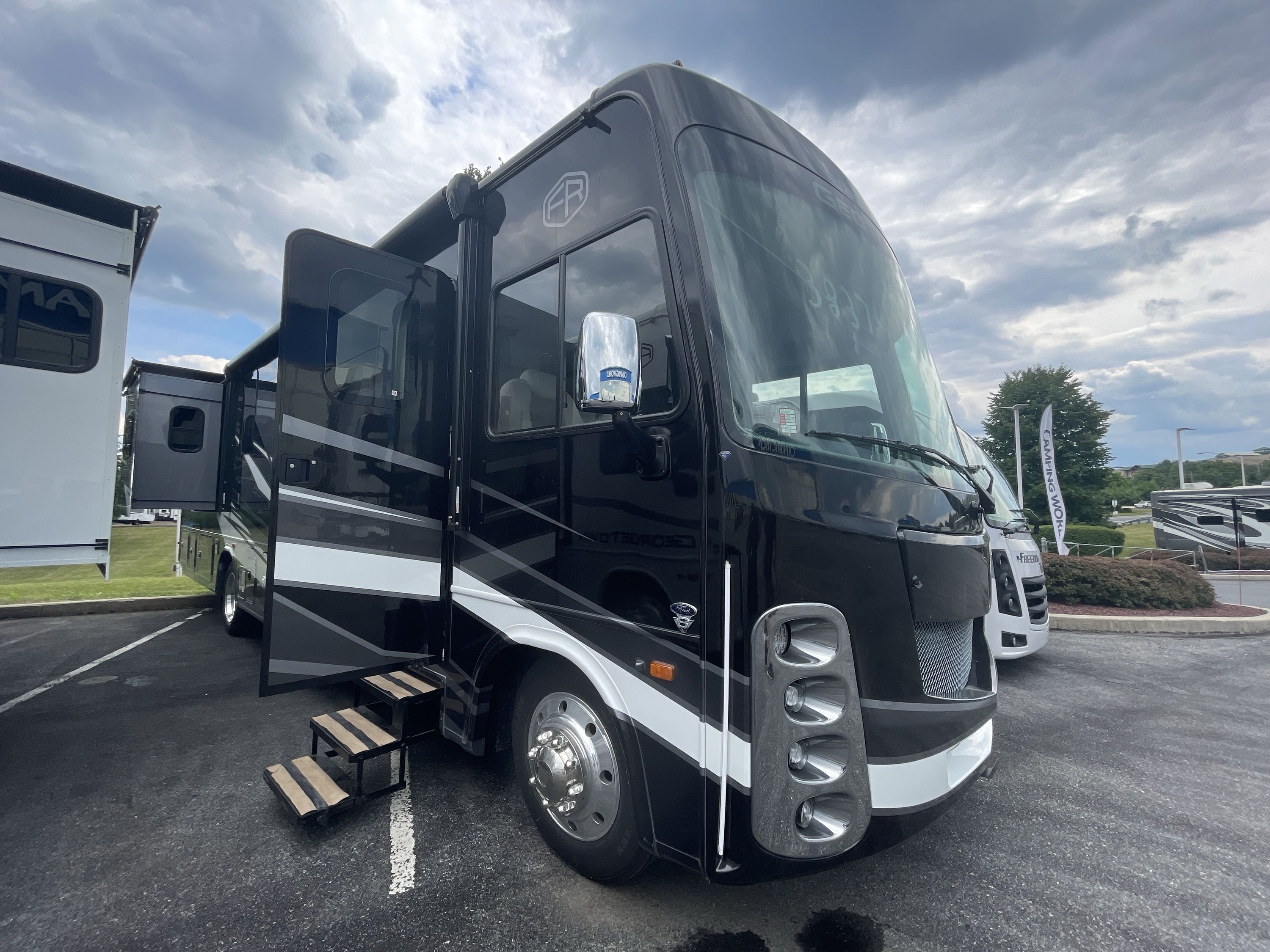 2026 Forest River GEORGETOWN 5 SERIES 34M 34M5 in hamburg PA