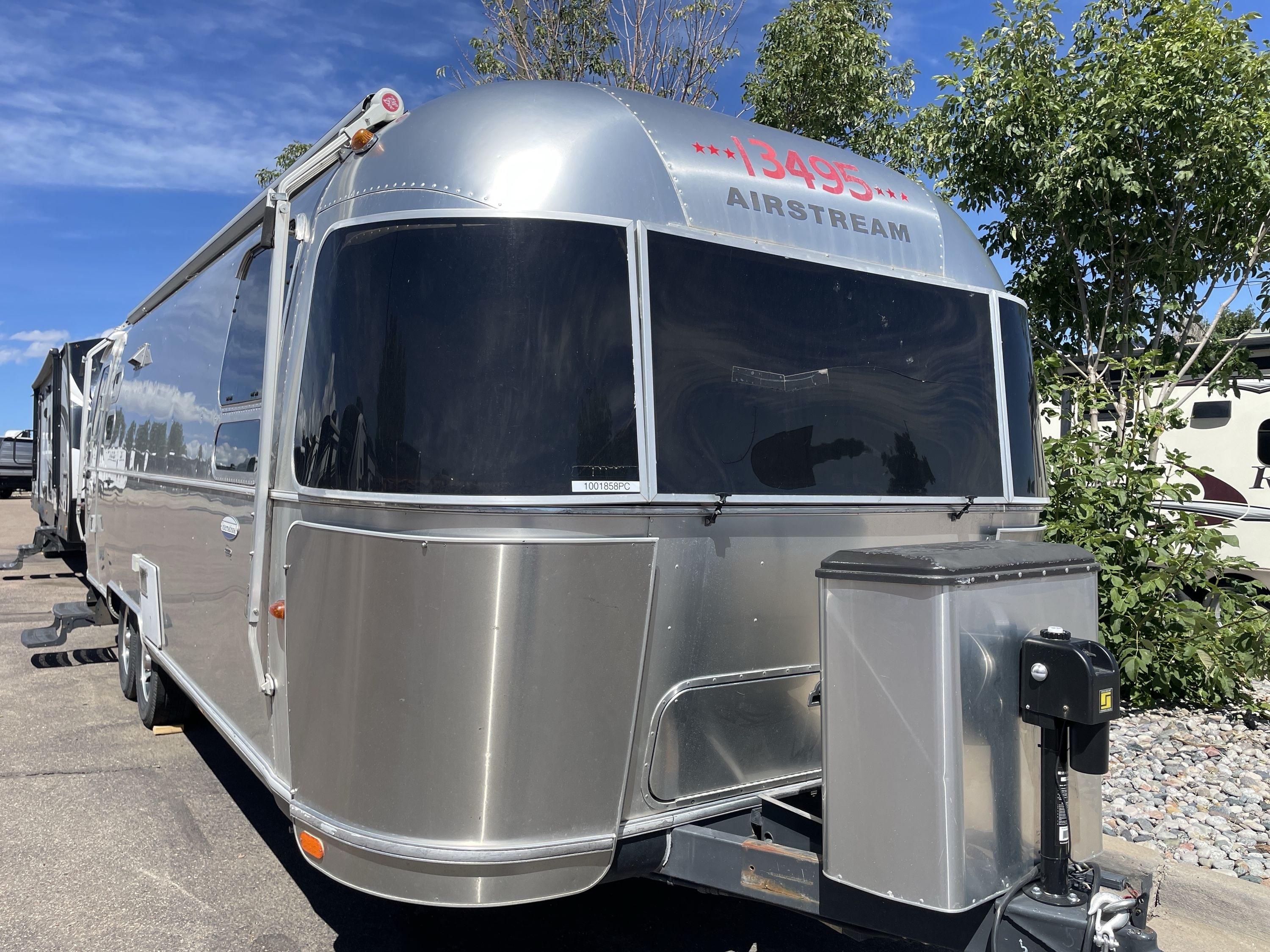 2014 Airstream INTERNATIONAL SIGNATURE 27 in fountain CO