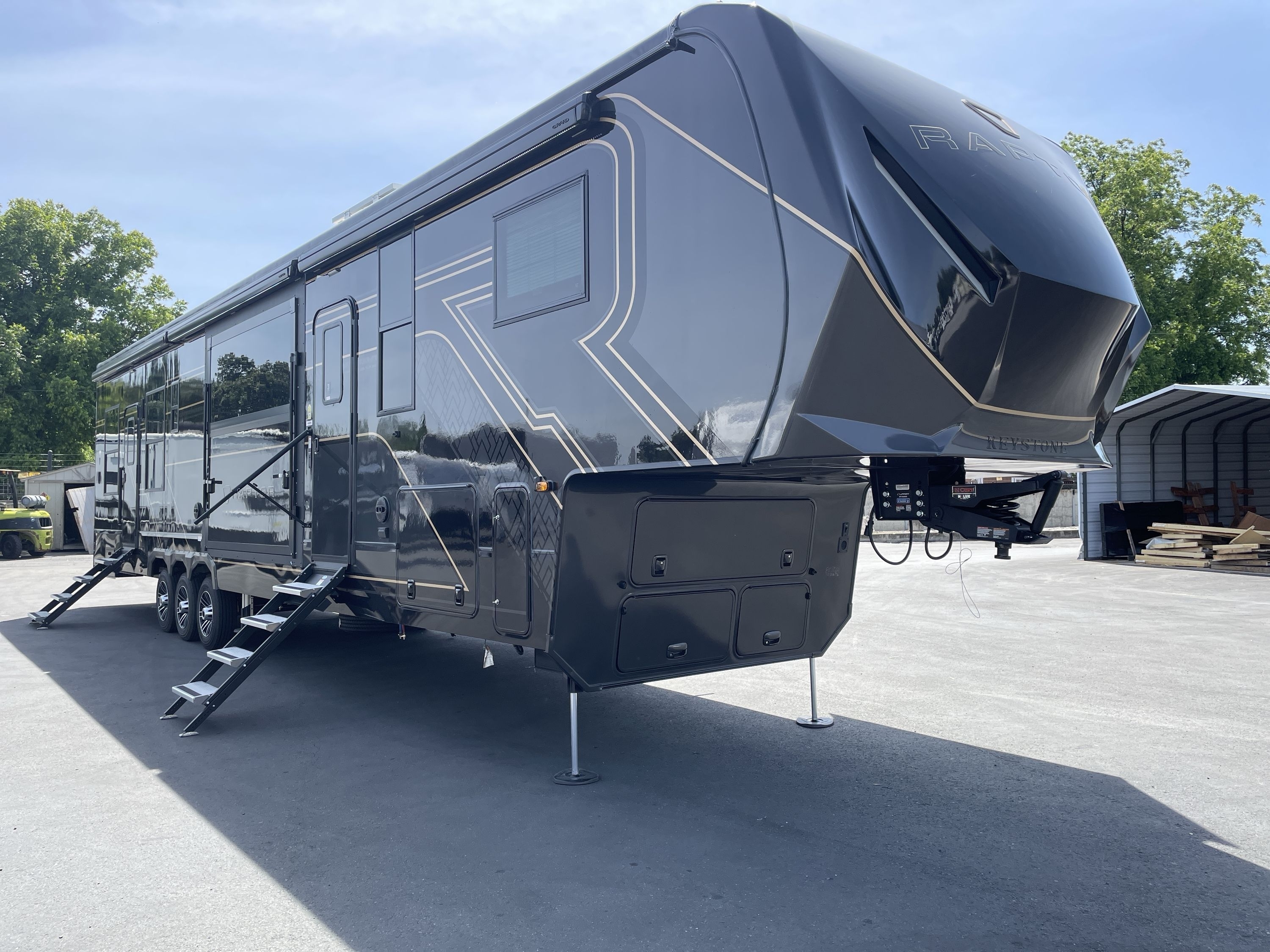 2026 Keystone RAPTOR 444 in anderson CA