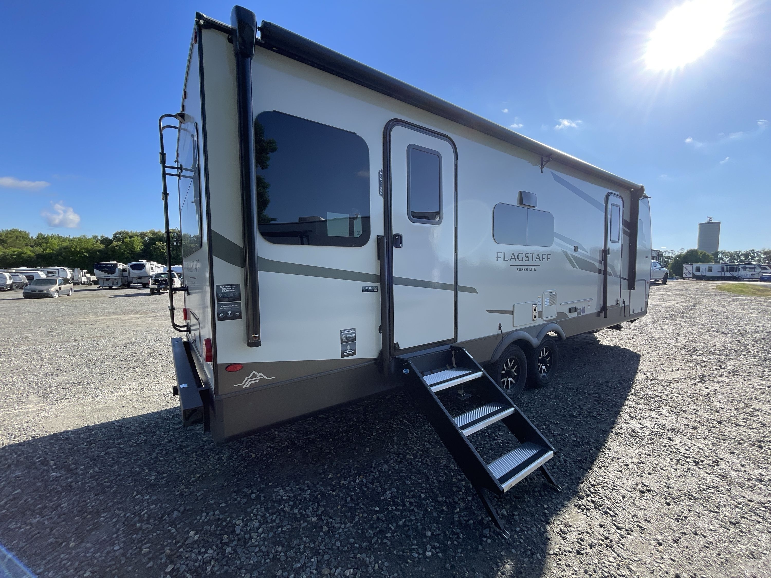 New 2026 Forest River Flagstaff Super Lite 26SRD For Sale in