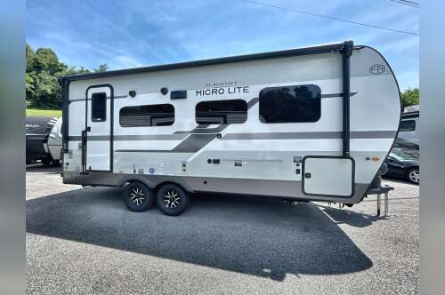 2026 Forest River FLAGSTAFF MICRO LITE 22FBS in fairmont WV