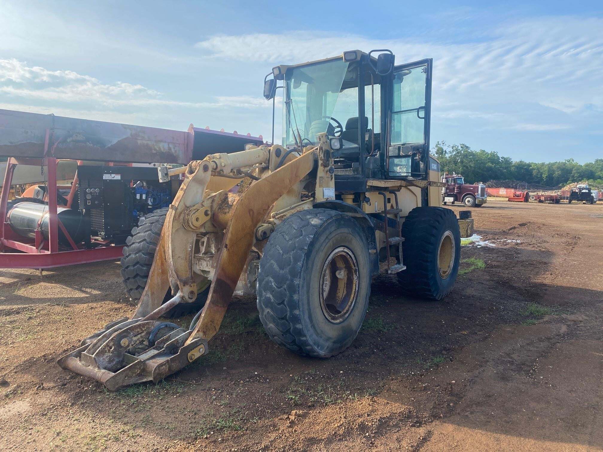 2003 CATERPILLAR 938G in Montrose, AL