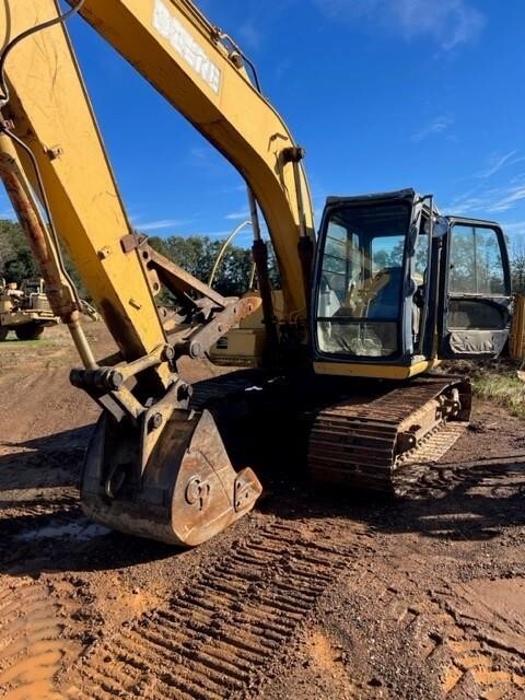 2003 DEERE 120C in Montrose, AL