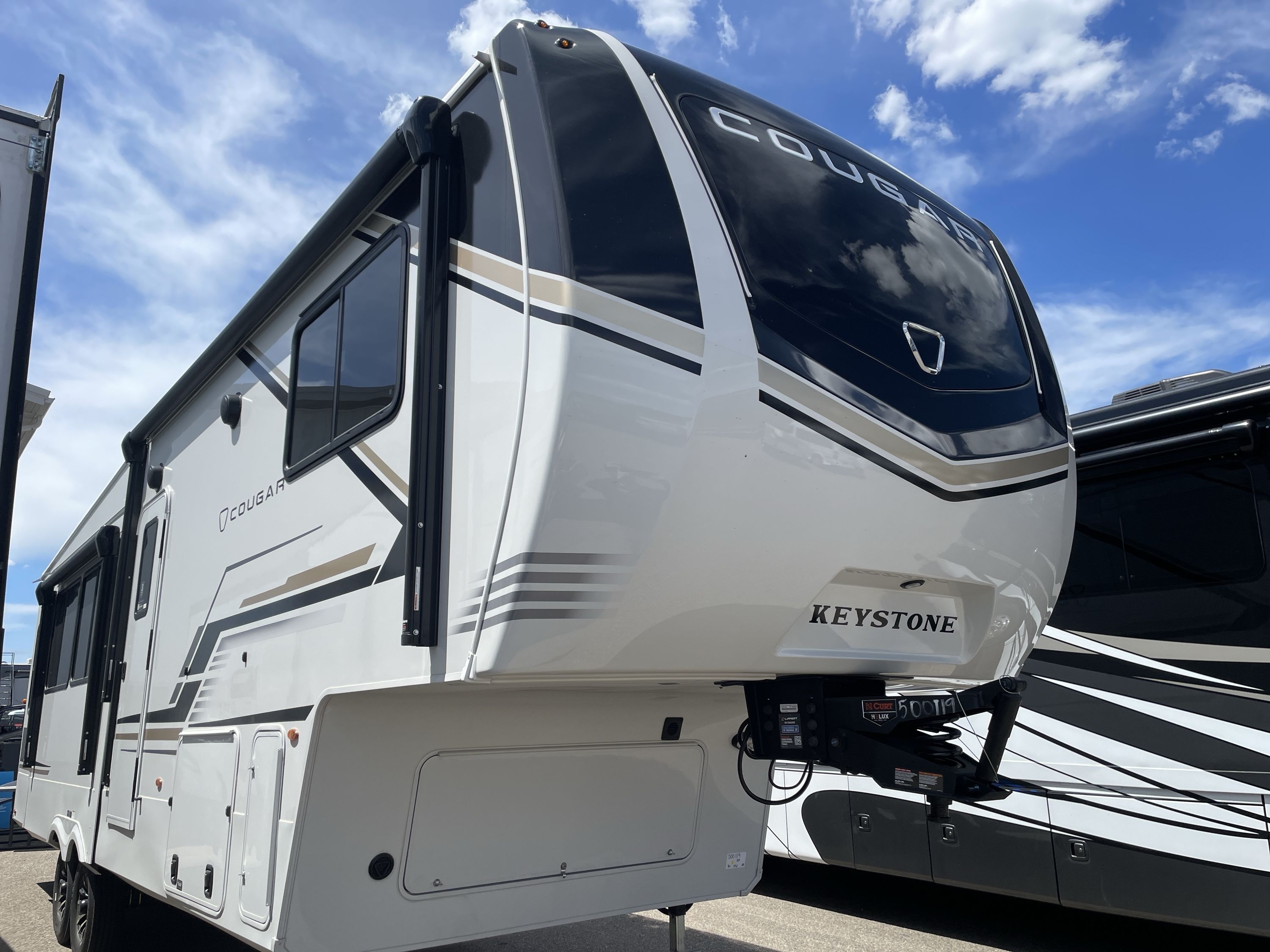2027 Keystone COUGAR 290RLS in oronoco MN