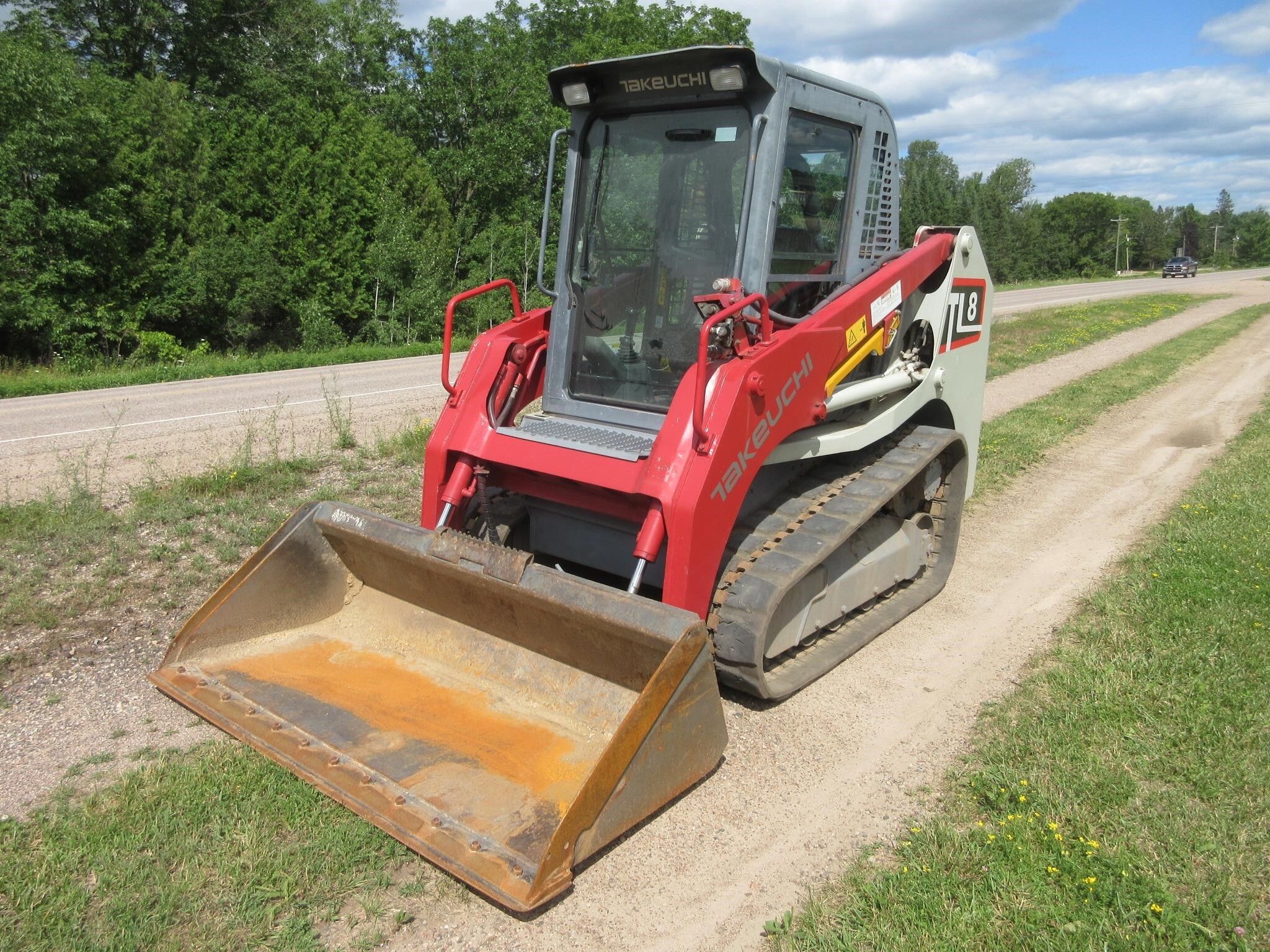 2014 TAKEUCHI TL8 in Wittenberg, WI