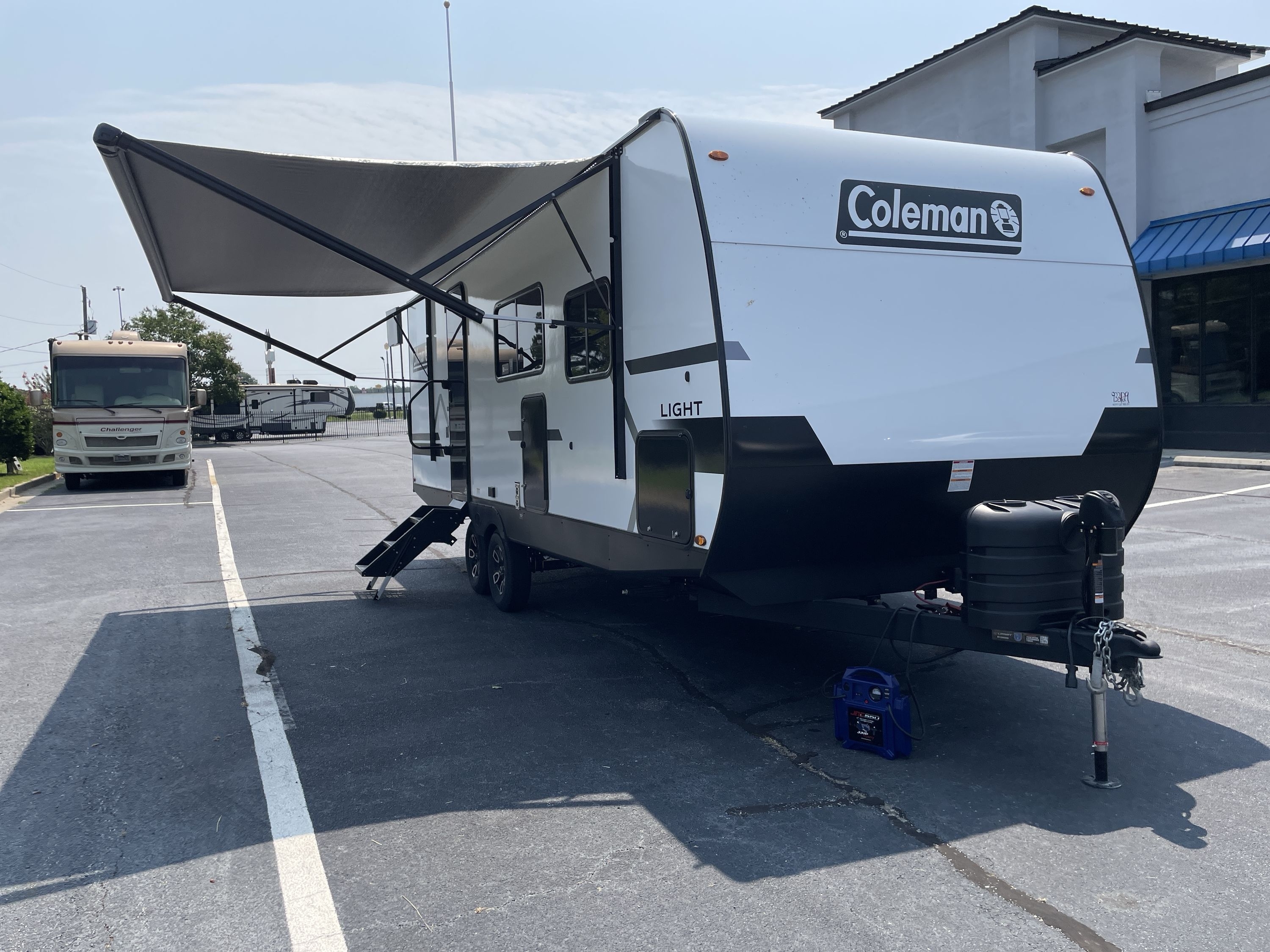 2027 Keystone COLEMAN LIGHT 22BX in byron GA