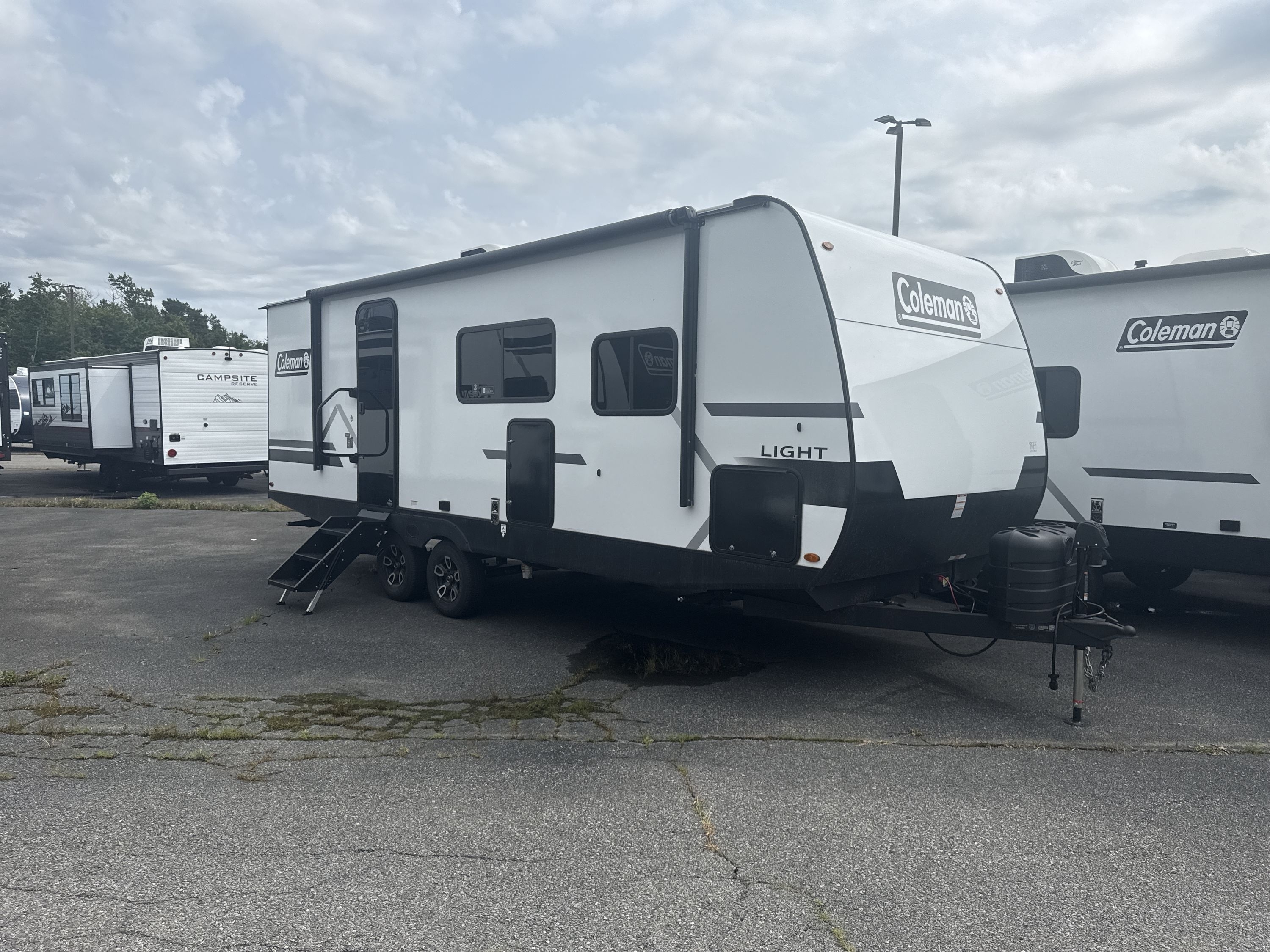 2027 Keystone COLEMAN LIGHT 22BX in hamburg NY