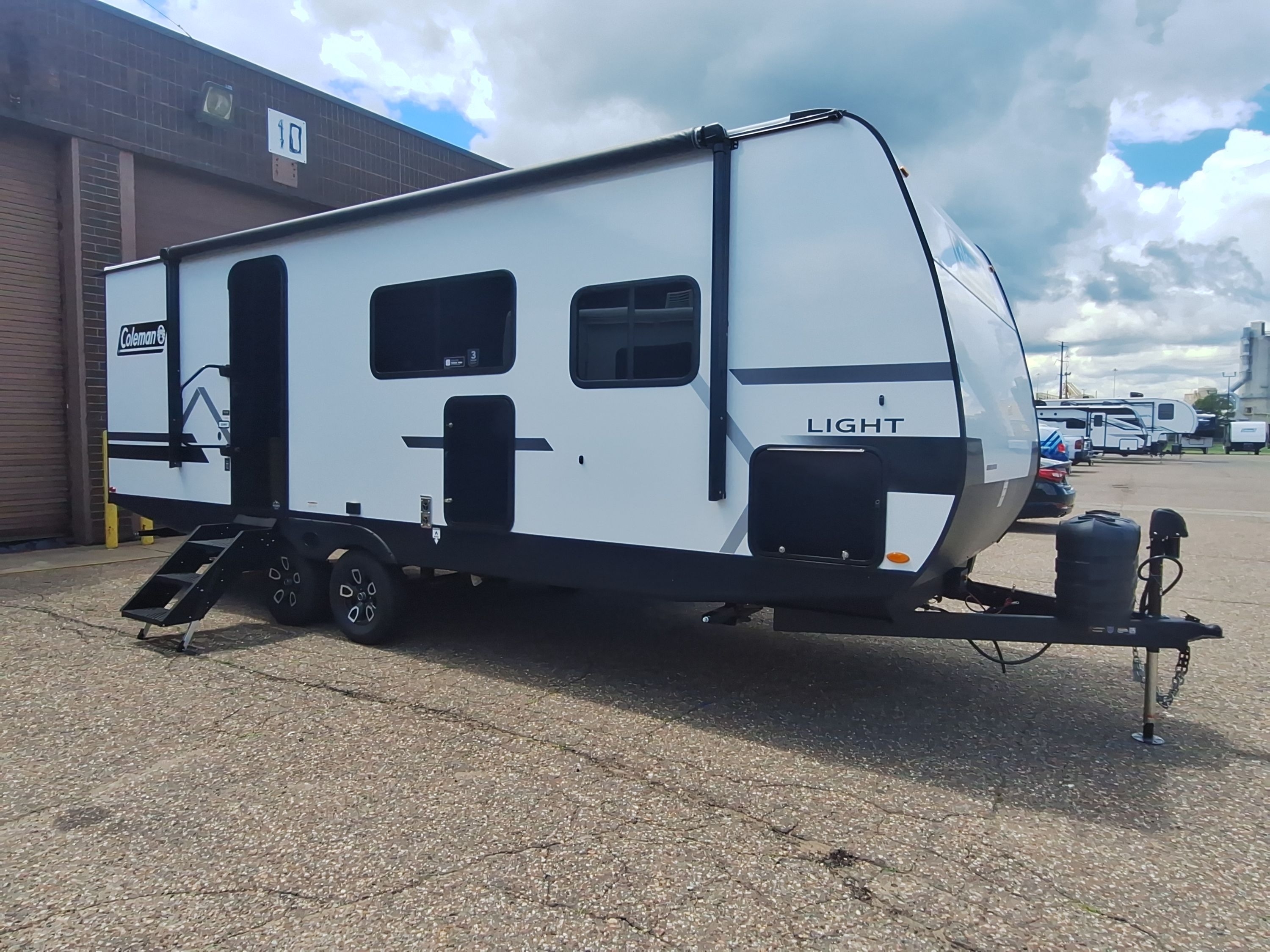 2027 Keystone COLEMAN LIGHT 22BX in rothschild WI