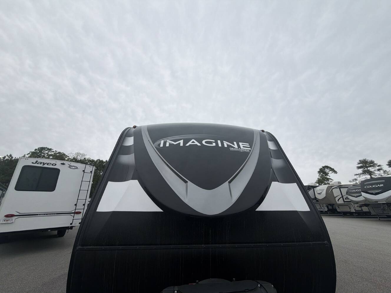 A photo of this 2023 Grand Design IMAGINE 2800BH