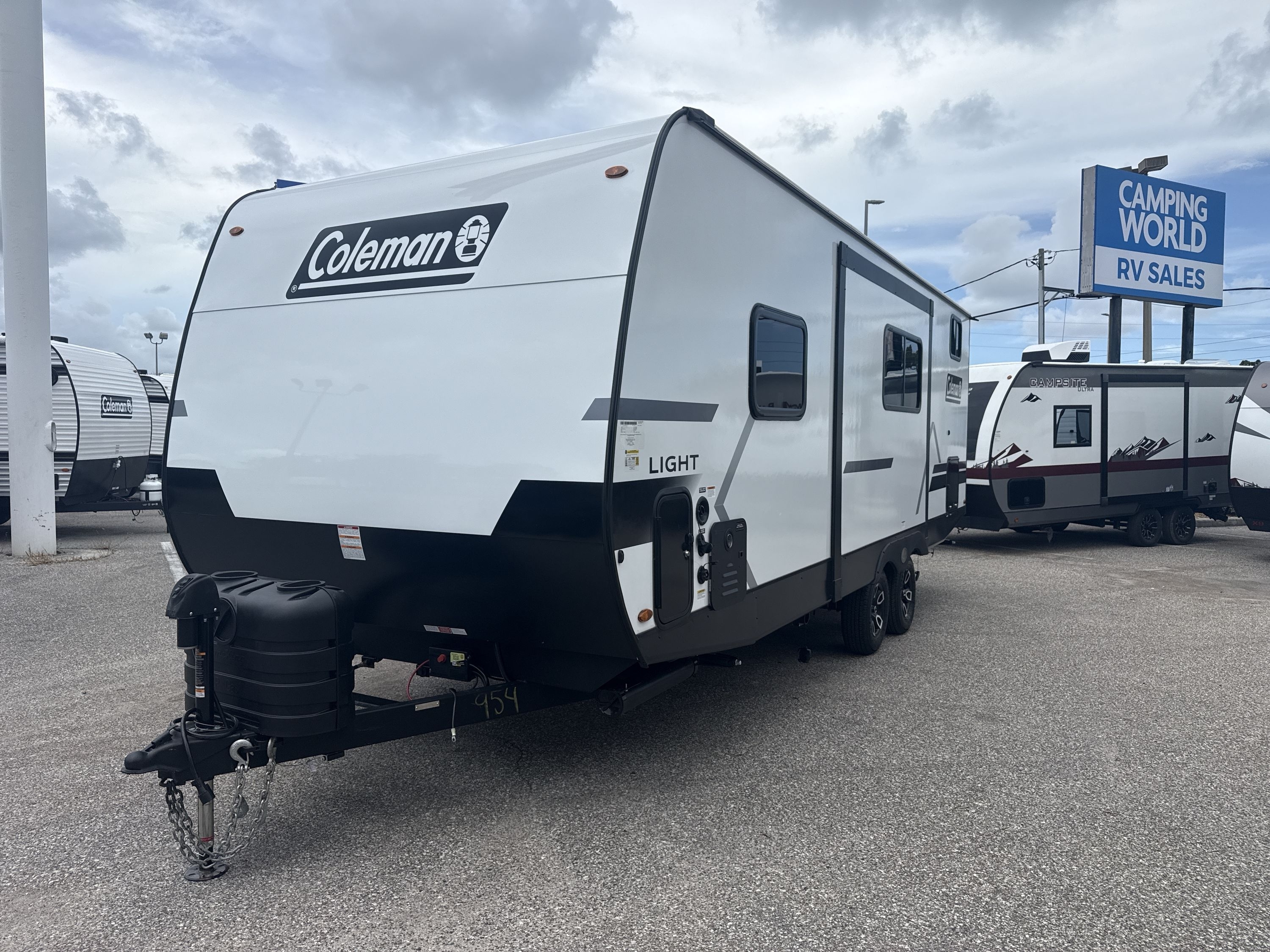 2027 Keystone COLEMAN LIGHT 22BX in holiday FL
