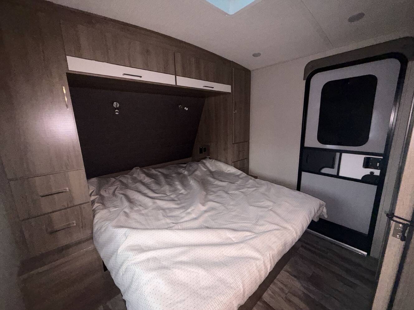 A photo of this 2023 Grand Design IMAGINE 2800BH