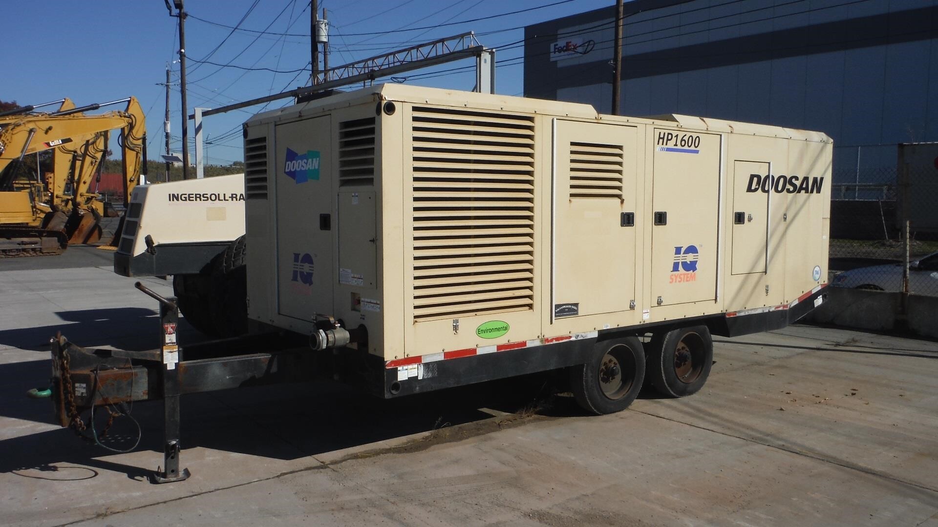 2012 DOOSAN HP1600 in Newark, NJ