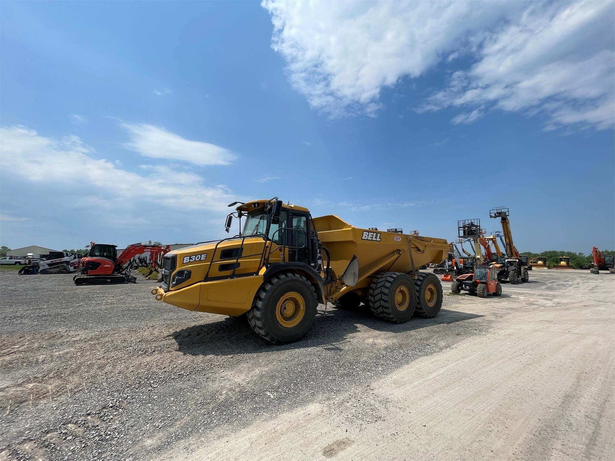 2021 BELL B30E in Canastota, NY