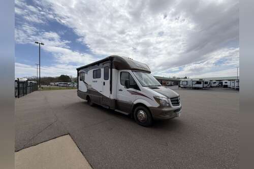 2015 Itasca NAVION 24V in little falls MN