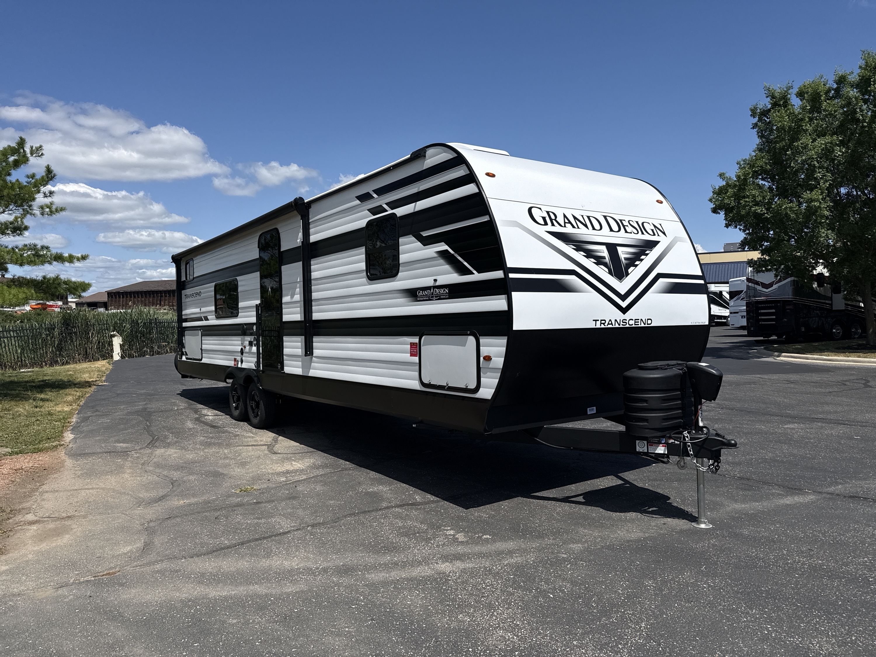 2027 Grand Design TRANSCEND 295QBT in sturtevant WI