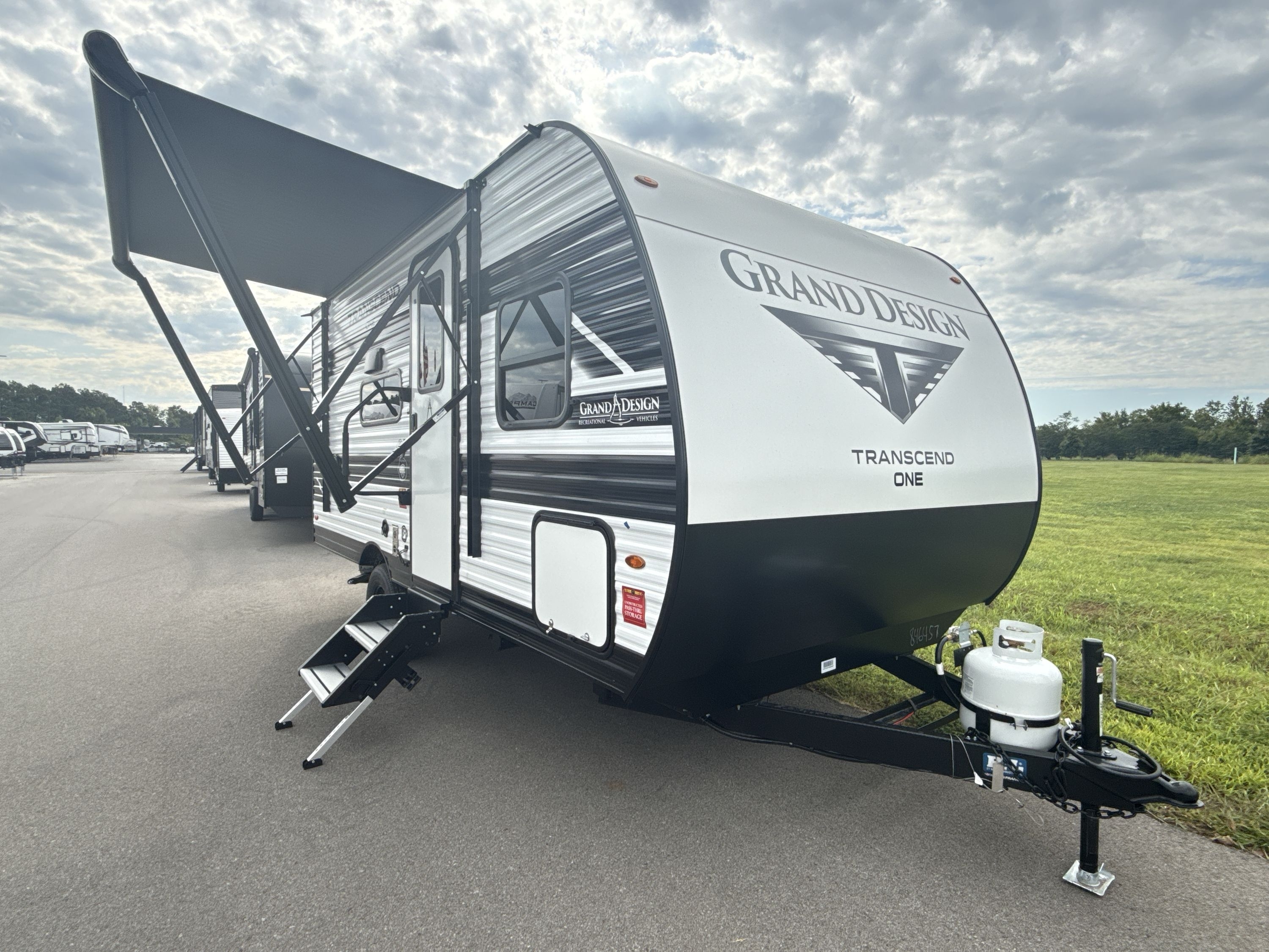 2027 Grand Design TRANSCEND ONE 151BH in murfreesboro TN