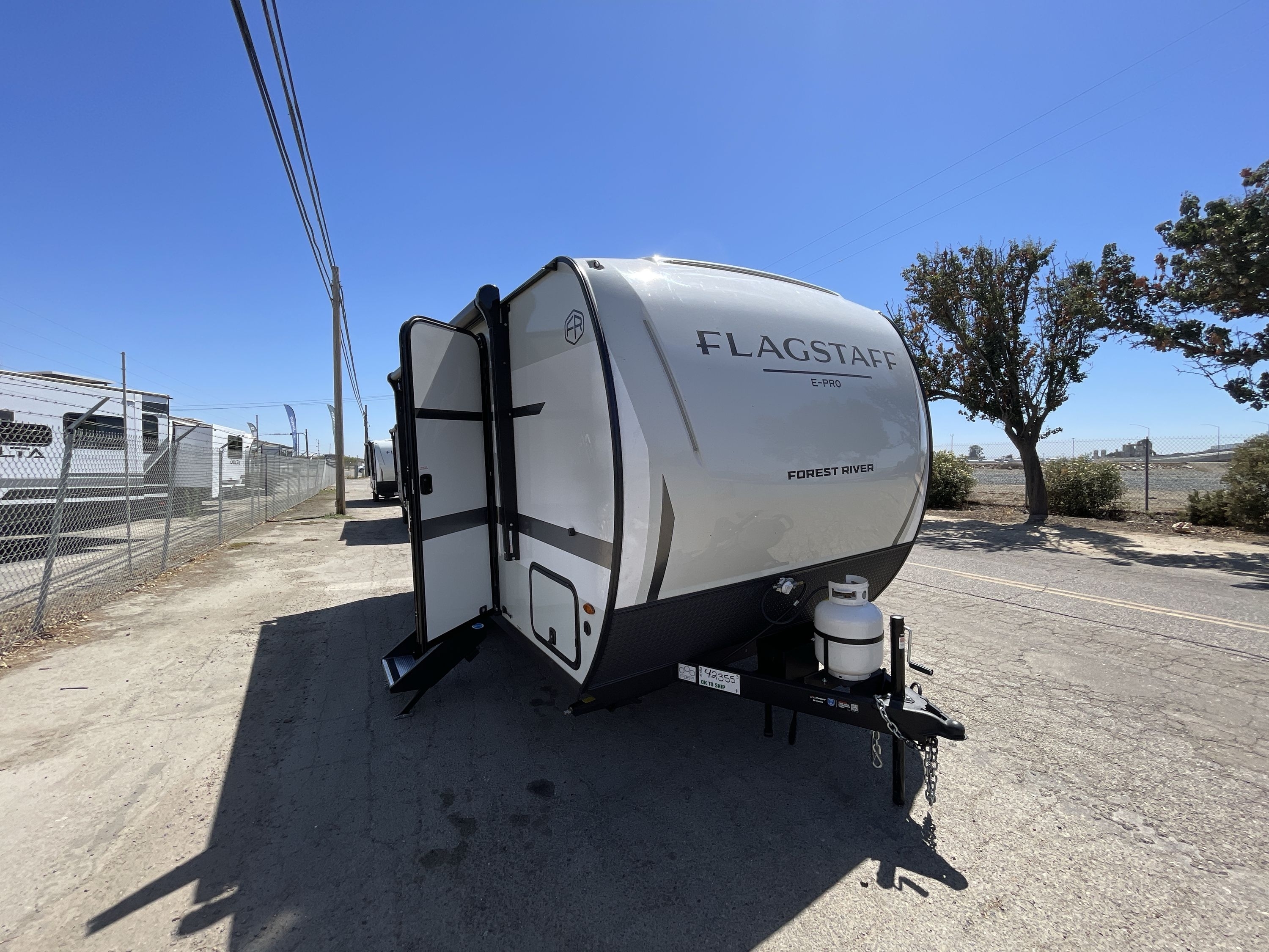 2027 Forest River FLAGSTAFF E-PRO E17LE in fresno CA