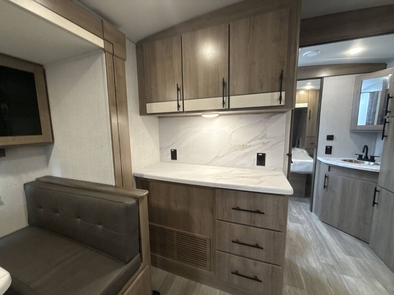 A photo of this 2023 Grand Design IMAGINE 3210BH