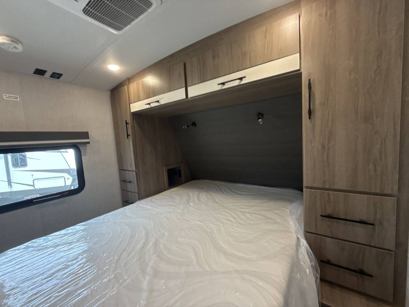 A photo of this 2023 Grand Design IMAGINE 3210BH