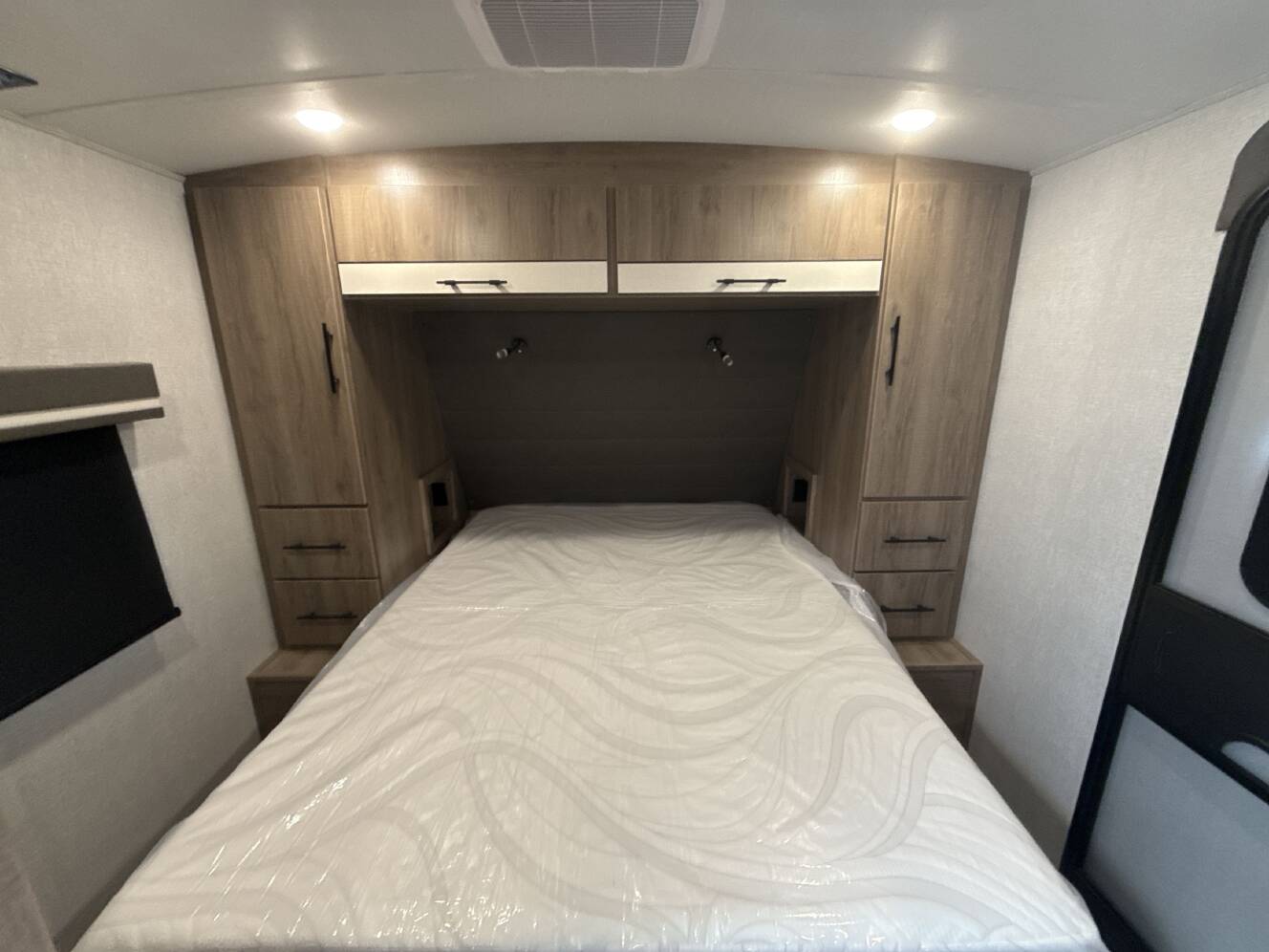 A photo of this 2023 Grand Design IMAGINE 3210BH