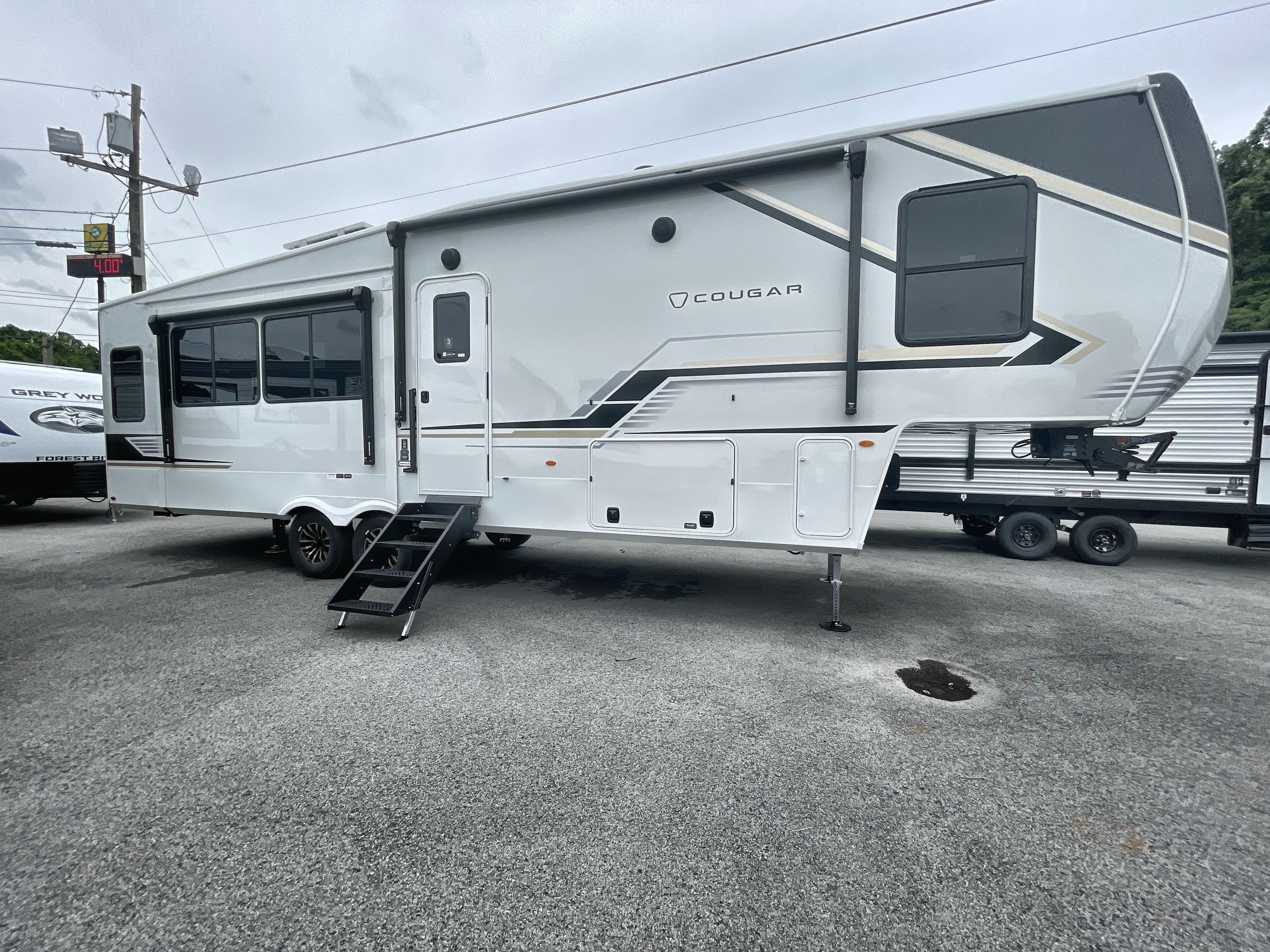 2027 Keystone COUGAR 316RLS in fairmont WV