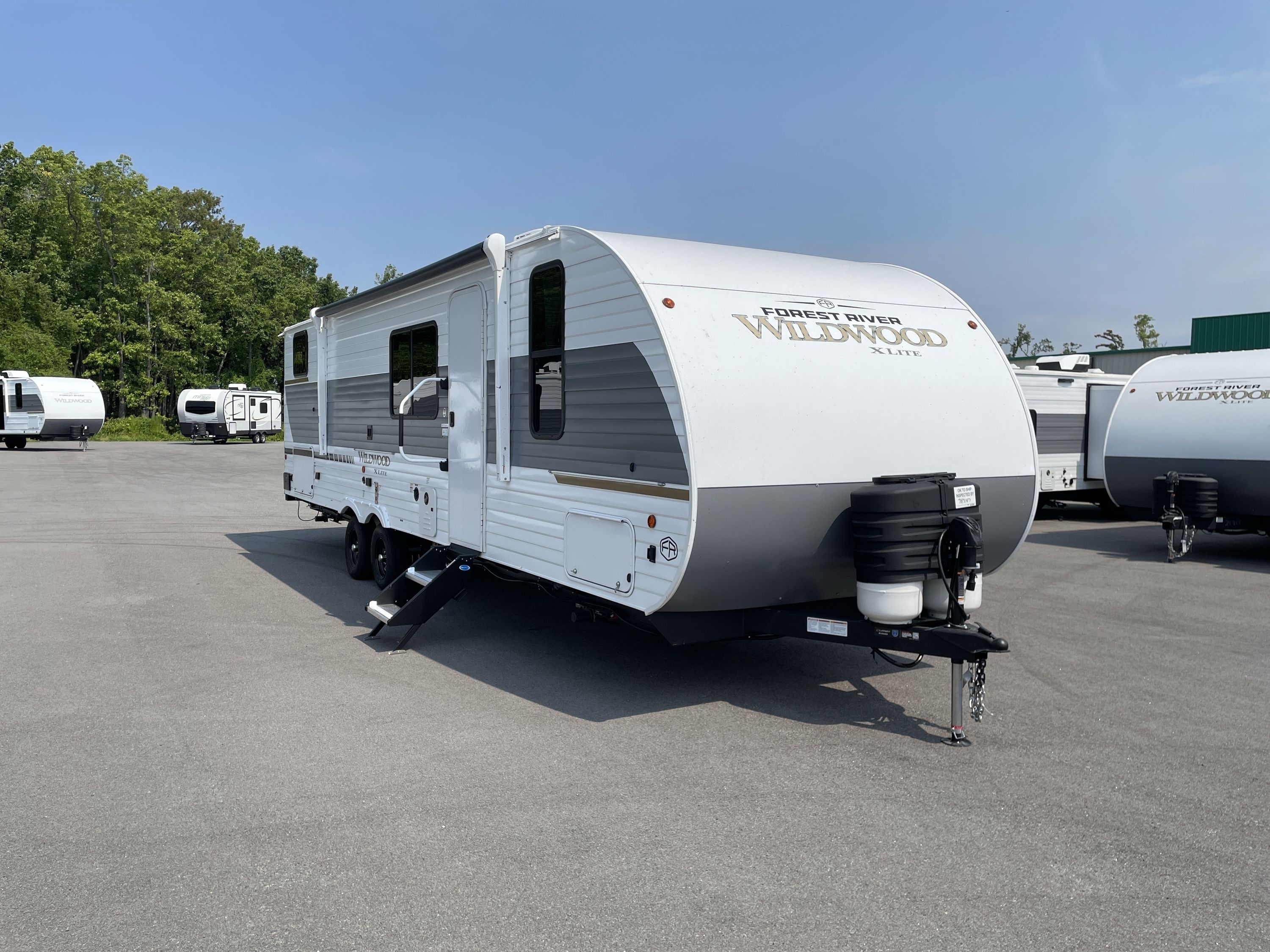 New 2027 Forest River Wildwood X-Lite 273QBXL For Sale in Sherwood