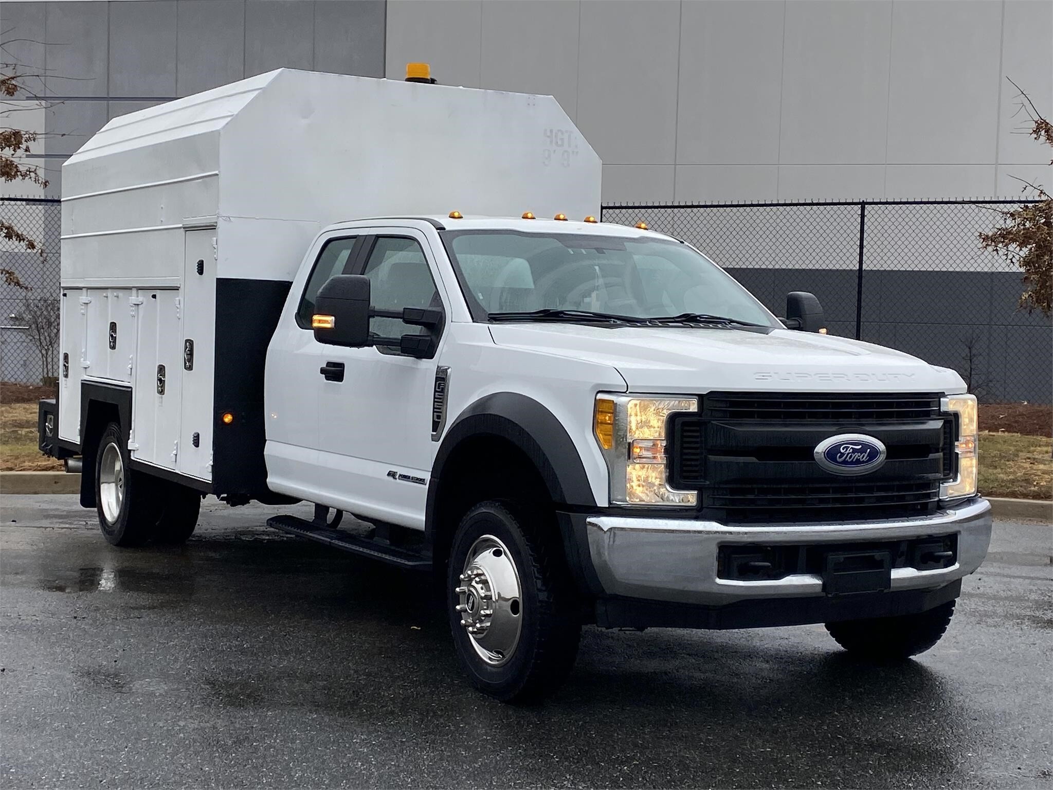 2017 FORD F550 XL in Cartersville, GA