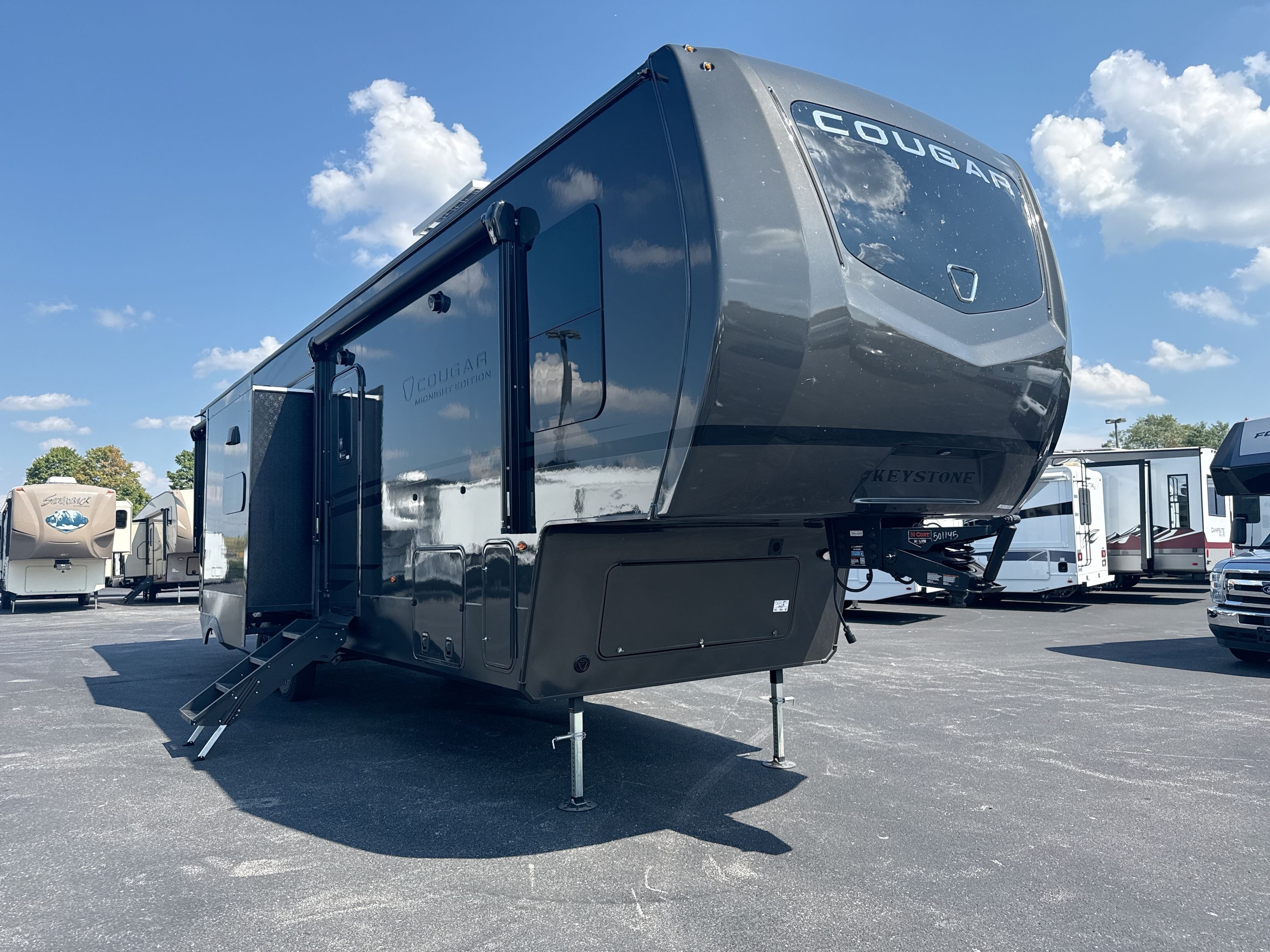 2027 Keystone COUGAR MIDNIGHT EDITION 364BHL in georgetown KY