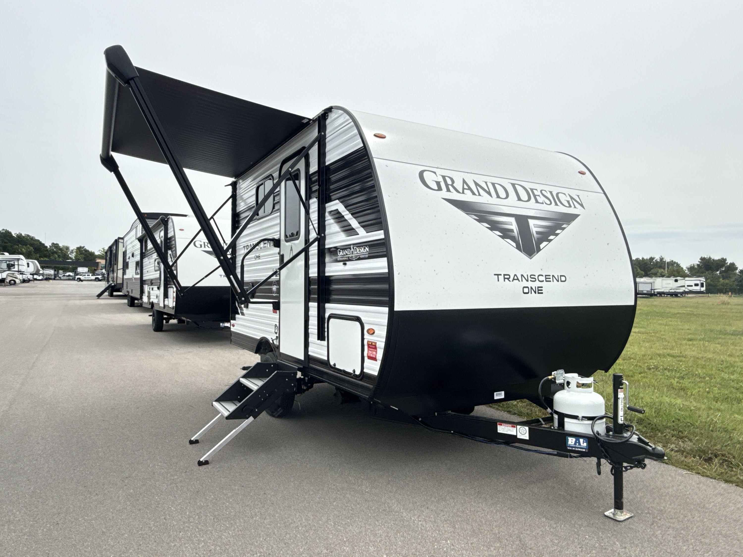2027 Grand Design TRANSCEND ONE 131DL in murfreesboro TN