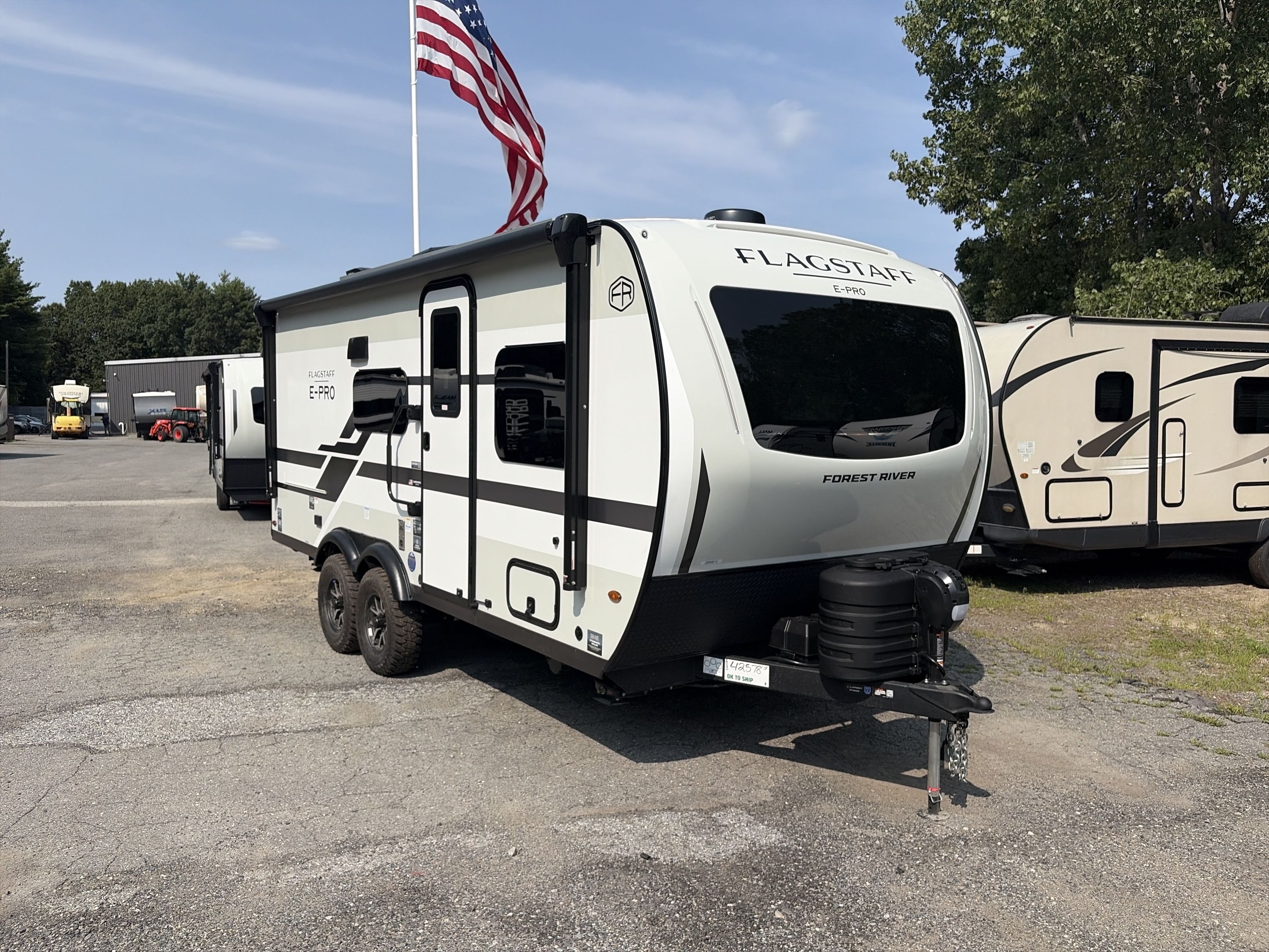 2027 Forest River FLAGSTAFF E-PRO 20BH E20BH in west boylston MA