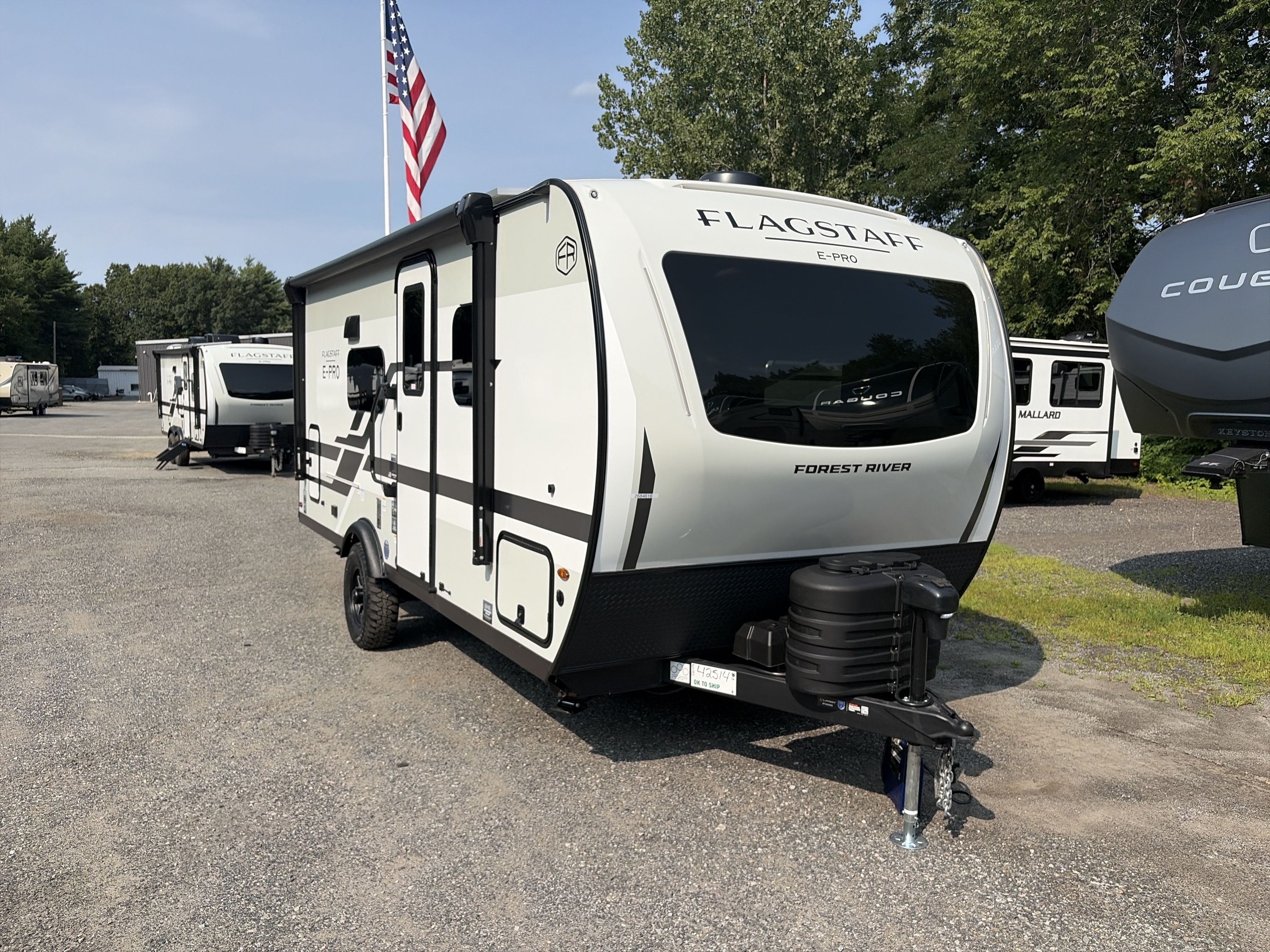 2027 Forest River FLAGSTAFF E-PRO E201SFB in west boylston MA