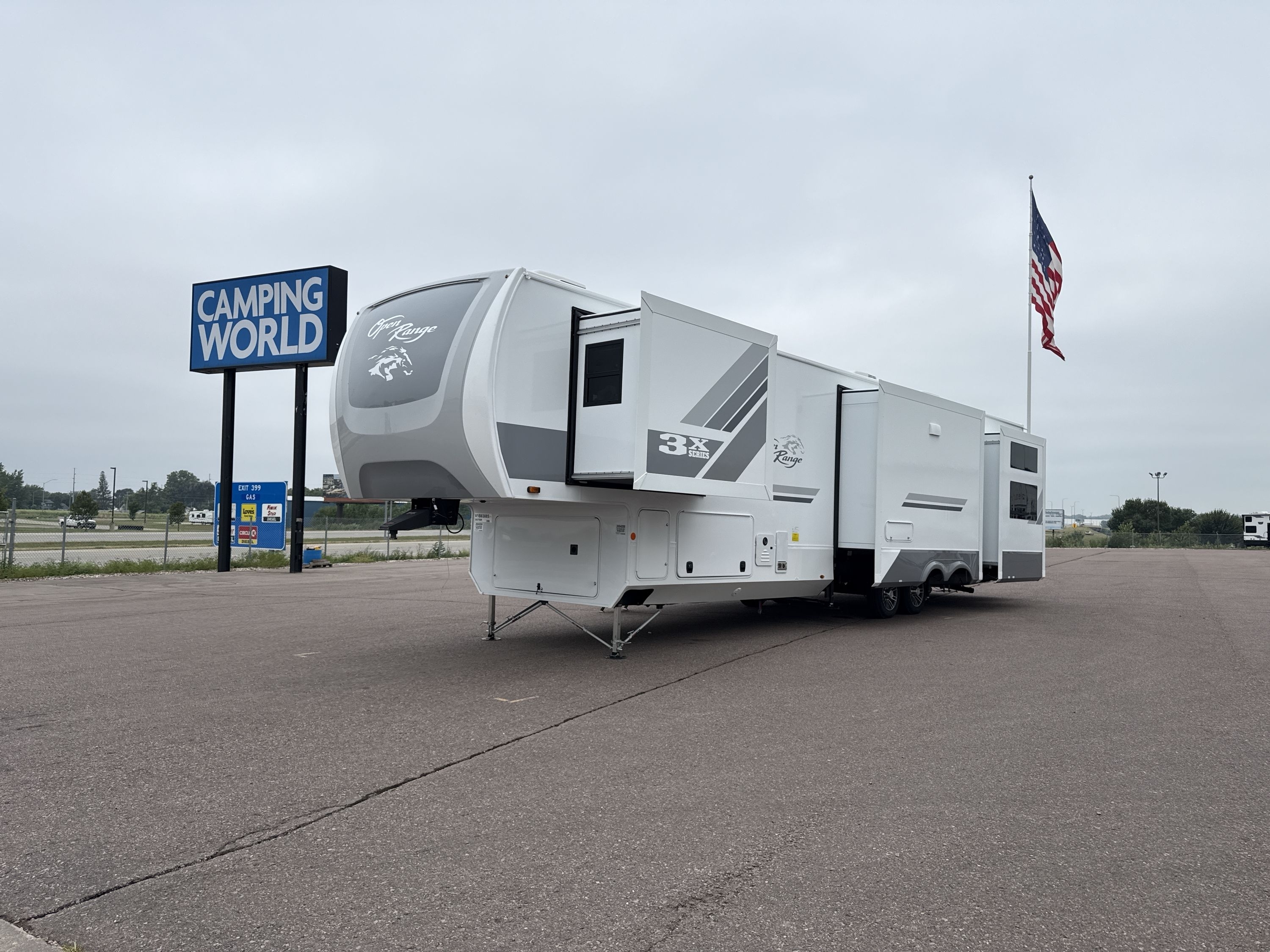 2027 Highland Ridge OPEN RANGE 3X 393TBR in sioux falls SD