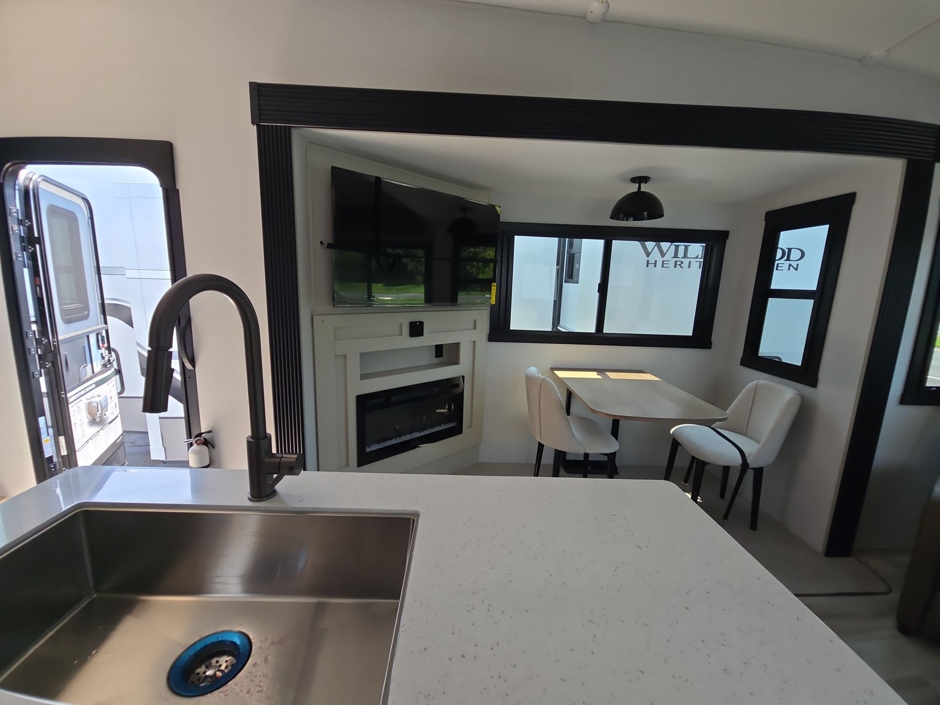 New 2027 Forest River Wildwood Heritage Glen 286RL For Sale in