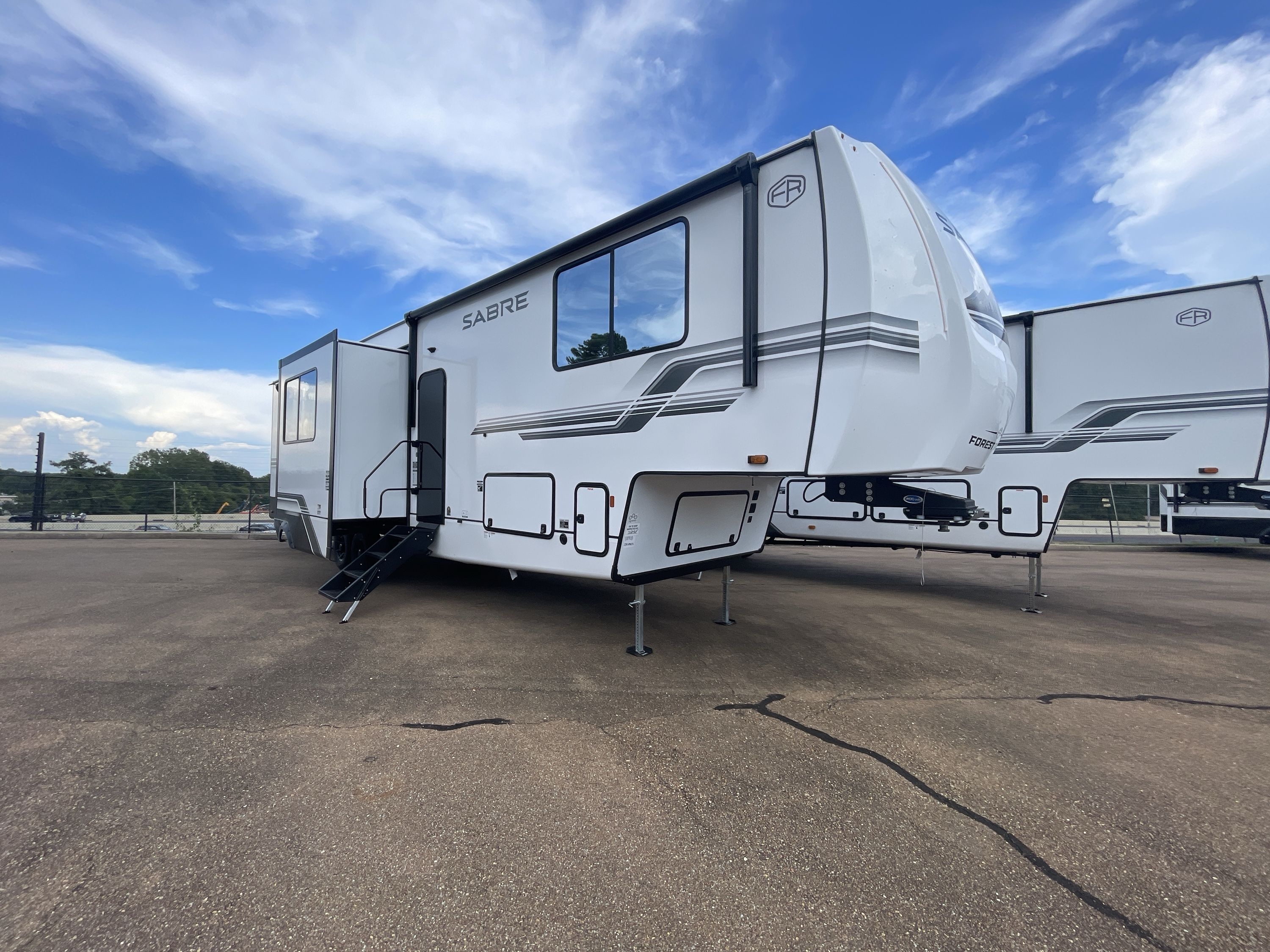 2027 Forest River SABRE 37RVMILES in jackson MS